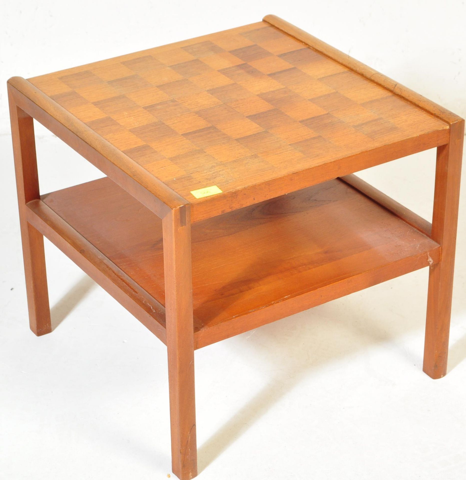 RETRO VINTAGE TEAK CHESS BOARD OCCASIONAL TABLE - Image 2 of 4