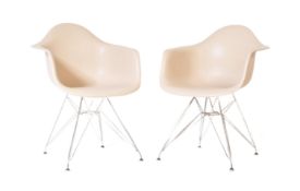 CHARLES & RAY EAMES - VITRA - PAIR OF FORM PLASTIC OFFICE CHAIRS