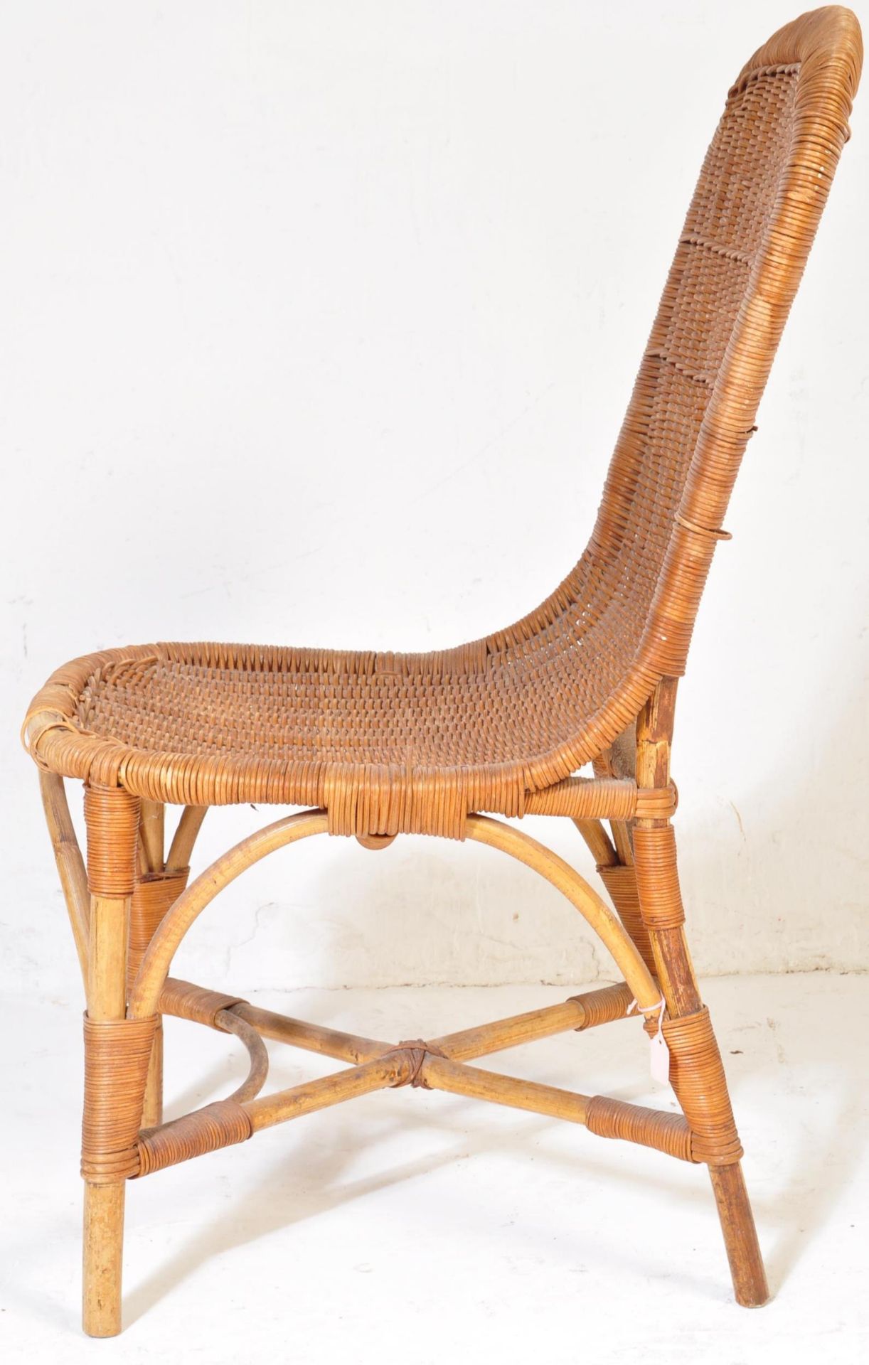 RETRO MID 20TH CENTURY WICKER CONSERVATORY CHAIR - Image 3 of 5