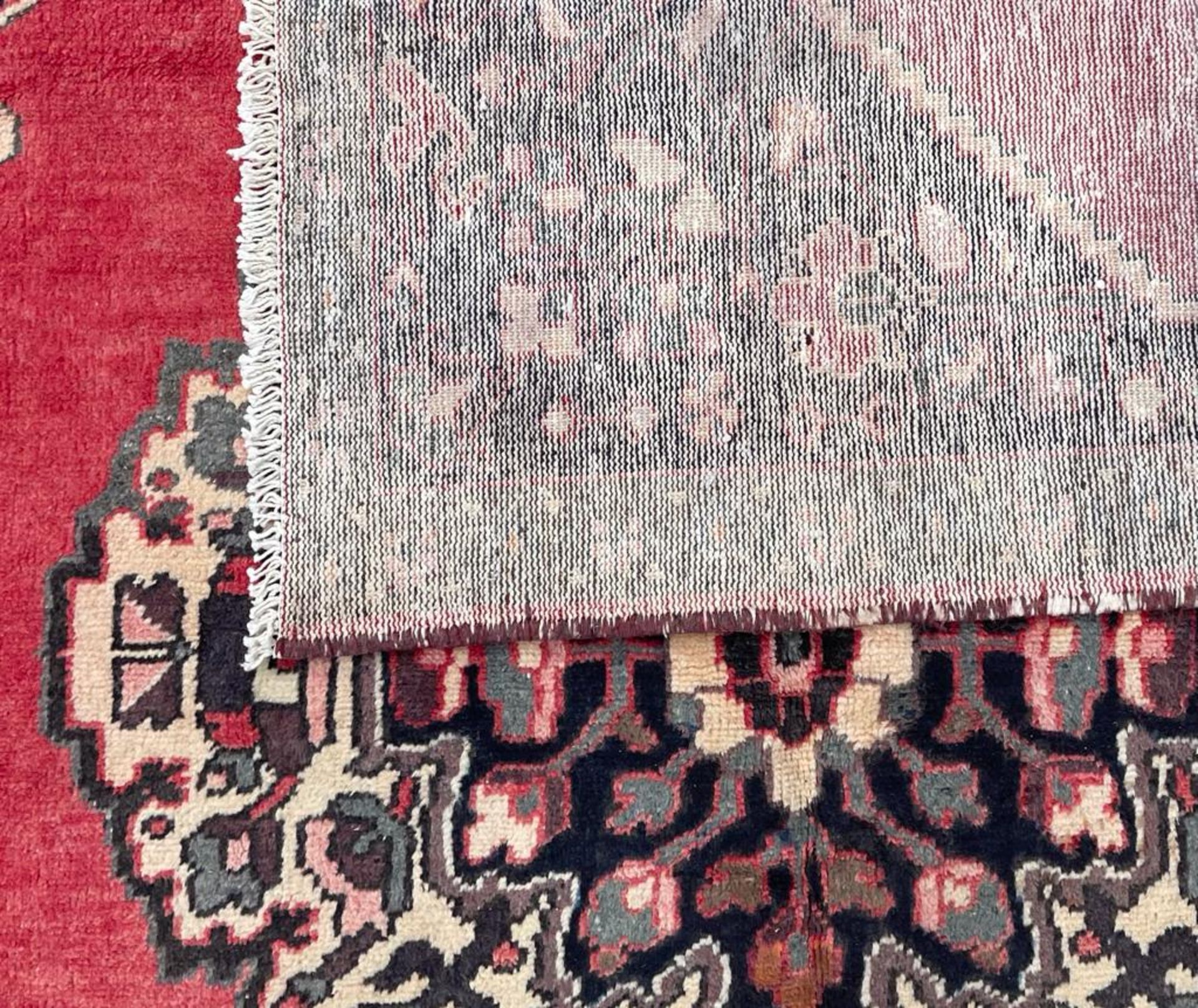 20TH CENTURY CENTRAL PERSIAN BAKHTIAR FLOOR RUG - Image 4 of 4