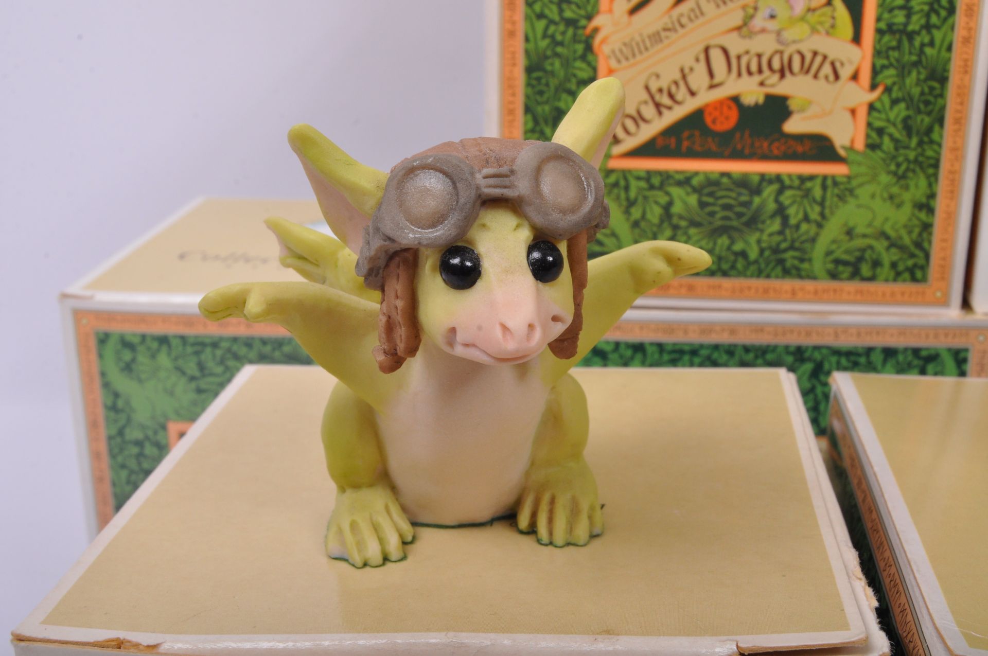 THE WHIMSICAL WORLD OF POCKET DRAGONS - COLLECTION - Bild 5 aus 5