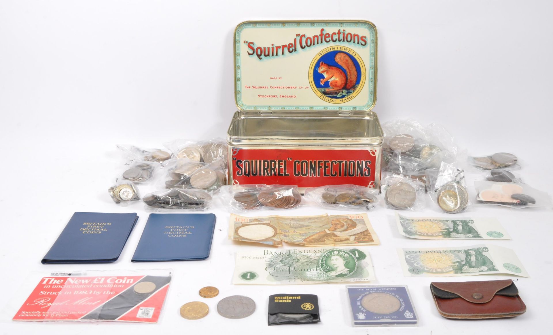 COLLECTION OF UK & FOREIGN UNCIRCULATED CURRENCY