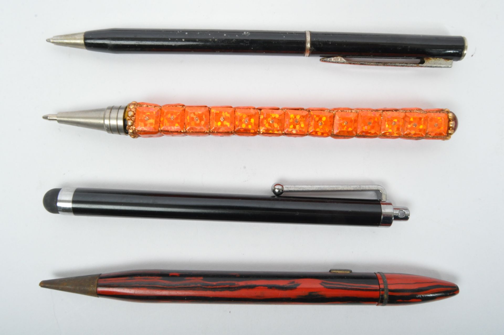 COLLECTION OF 20TH CENTURY PENS & WRITING INSTRUMENTS - Image 3 of 8