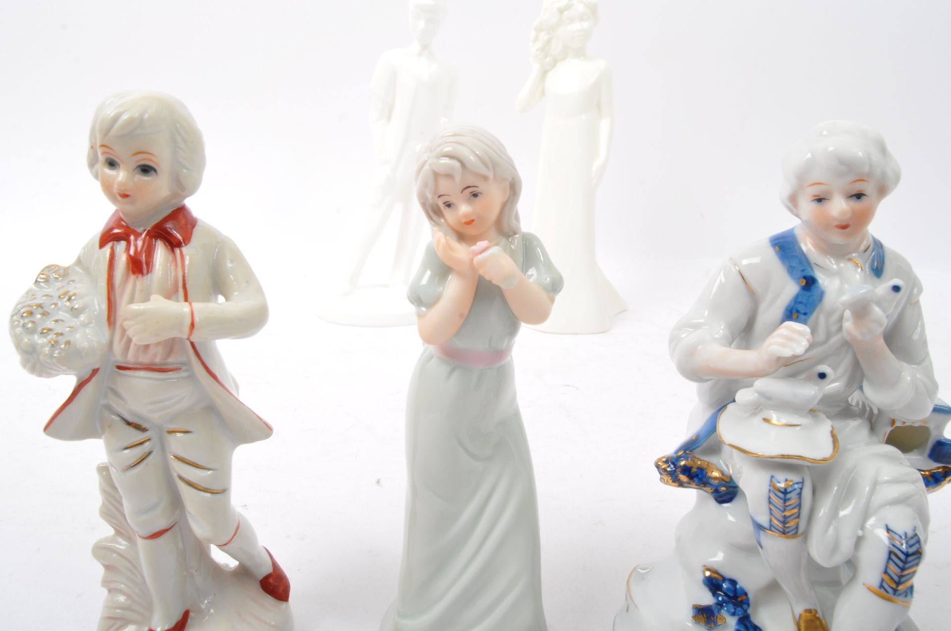 COLLECTION OF 20TH CENTURY FIGURES - ROYAL DOULTON - Bild 4 aus 6