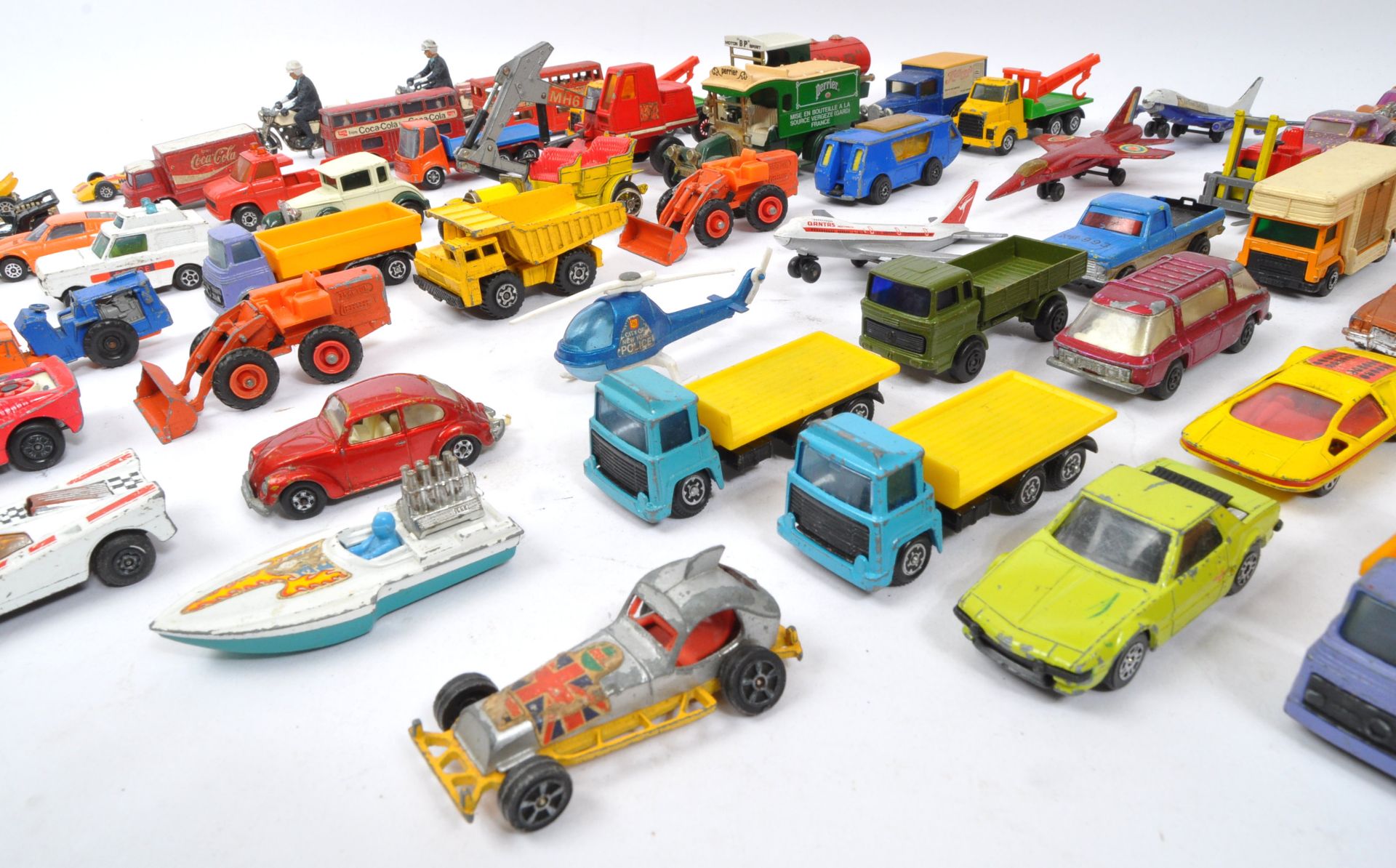 VINTAGE ORIGINAL DIECAST TOY CARS - CORGI - MATCHBOX - Bild 5 aus 6