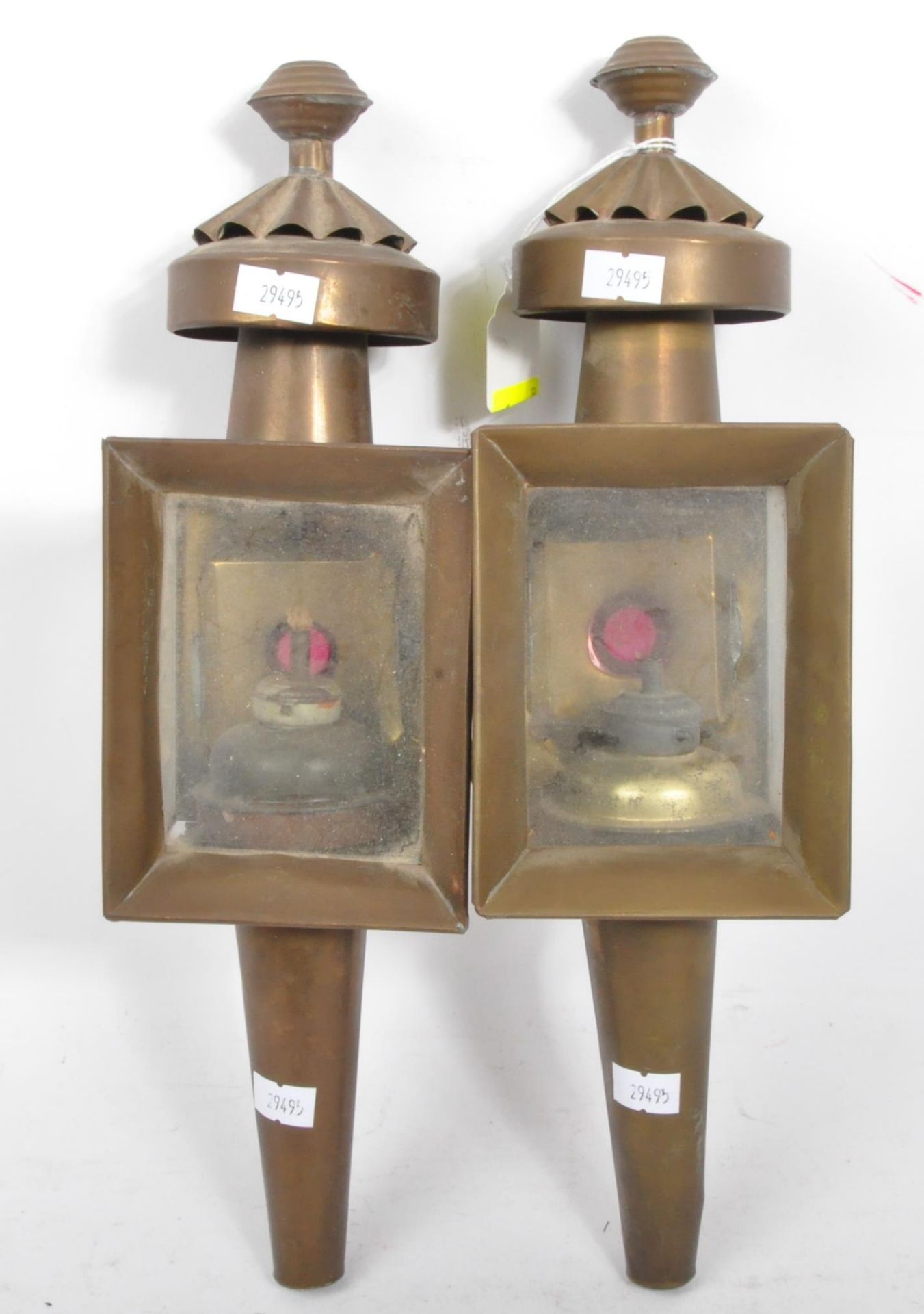 PAIR OF 19TH CENTURY BRASS CARRIAGE LAMPS