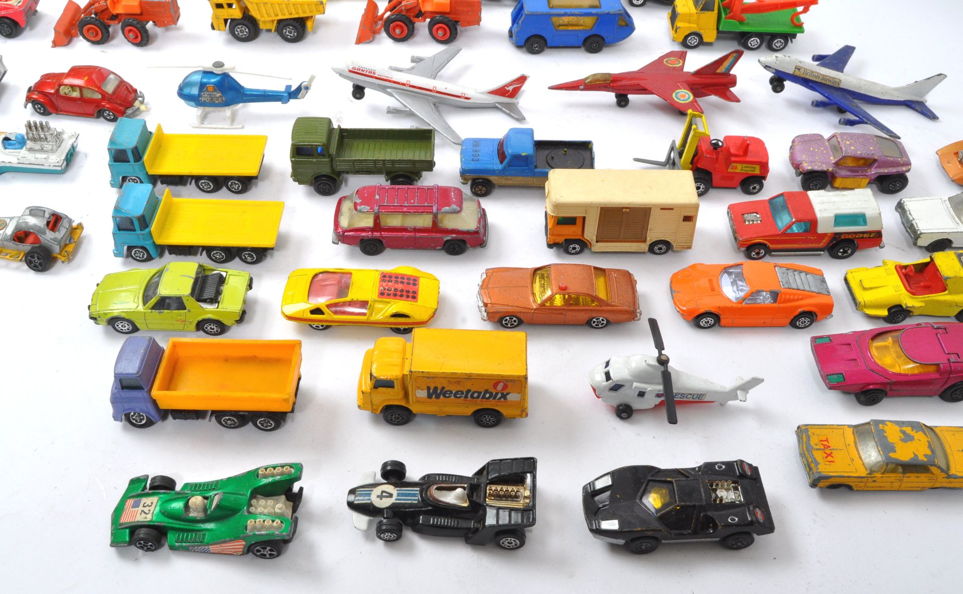 VINTAGE ORIGINAL DIECAST TOY CARS - CORGI - MATCHBOX - Bild 4 aus 6