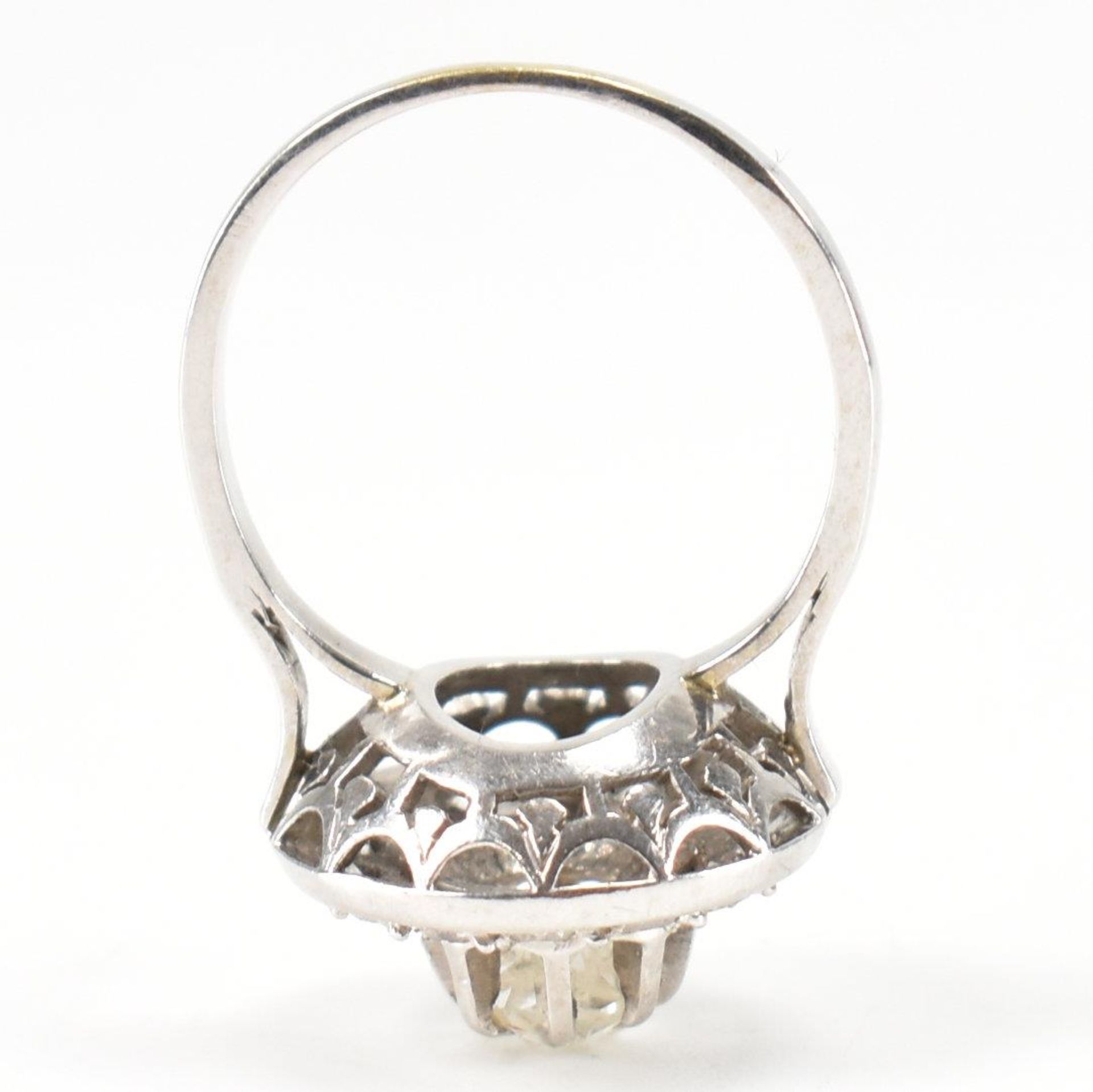 FRENCH ART DECO DIAMOND TARGET RING - Image 7 of 8