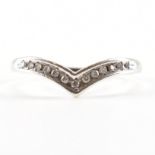 HALLMARKED 9CT WHITE GOLD & DIAMOND WISHBONE RING