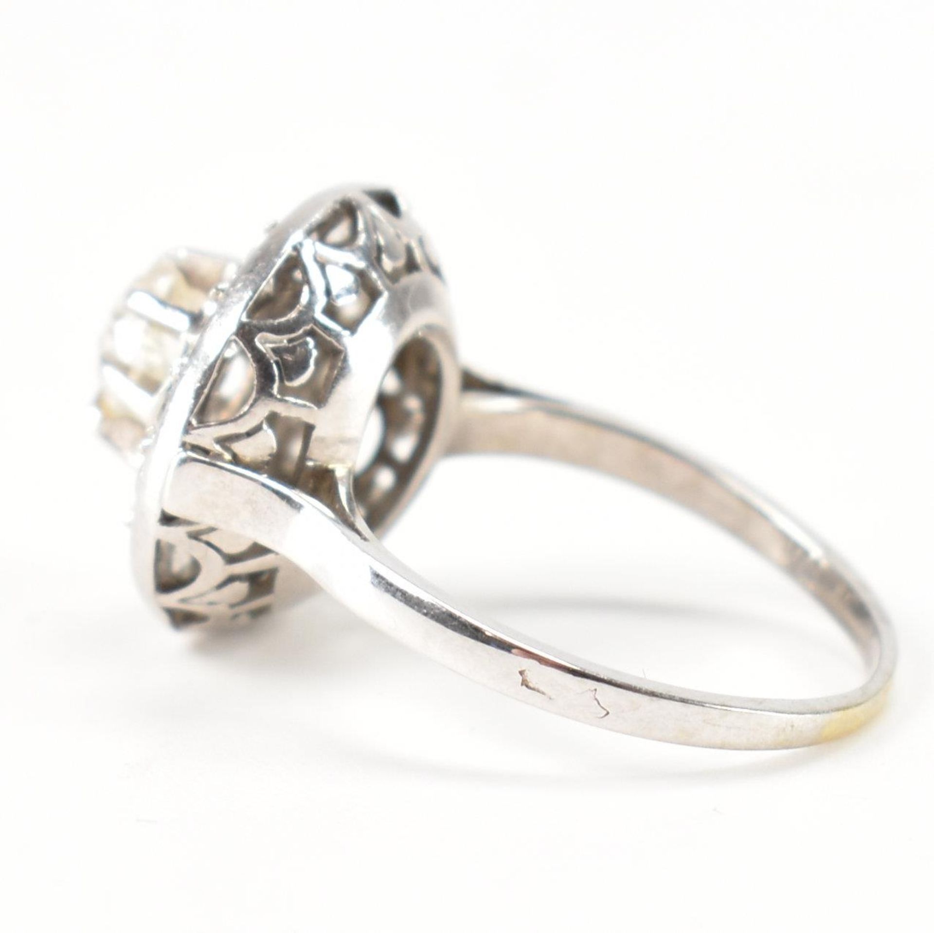 FRENCH ART DECO DIAMOND TARGET RING - Image 6 of 8