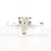 HALLMARKED 18CT WHITE GOLD & DIAMOND SOLITAIRE RING