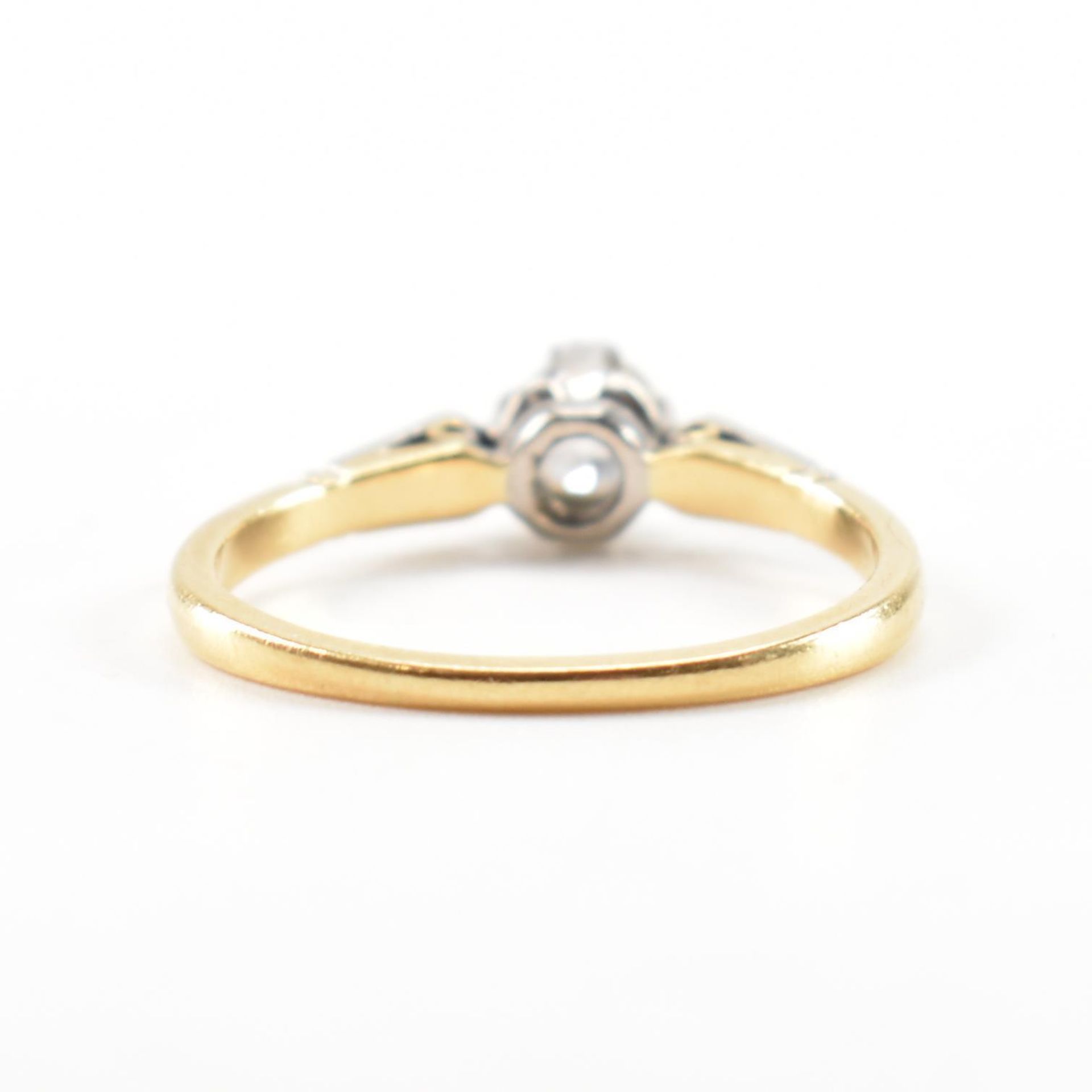 VINTAGE GOLD & DIAMOND SINGLE STONE RING - Image 3 of 6