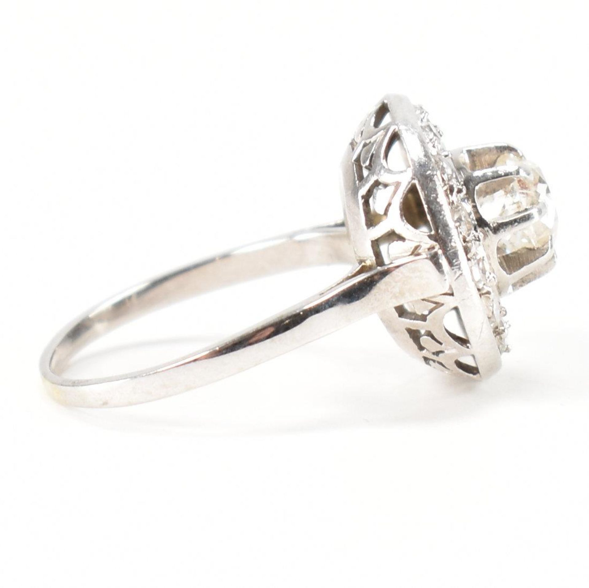 FRENCH ART DECO DIAMOND TARGET RING - Image 5 of 8