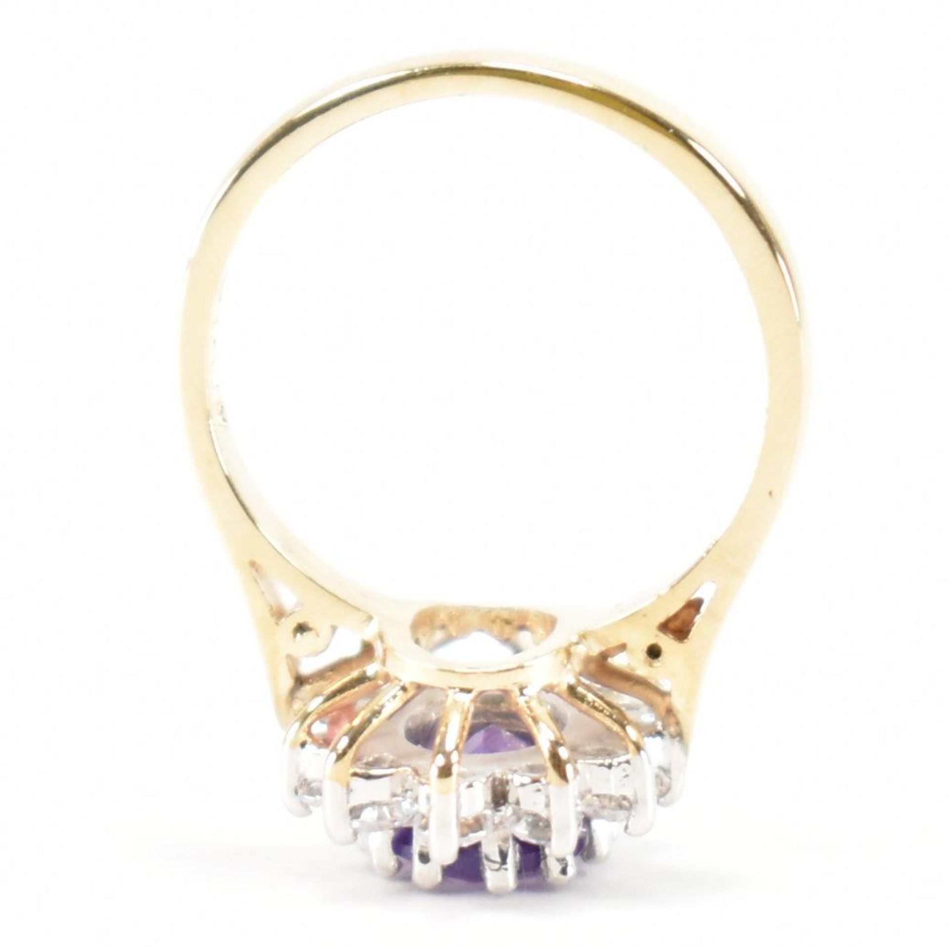 HALLMARKED 9CT GOLD AMETHYST & CZ CLUSTER RING - Image 7 of 8