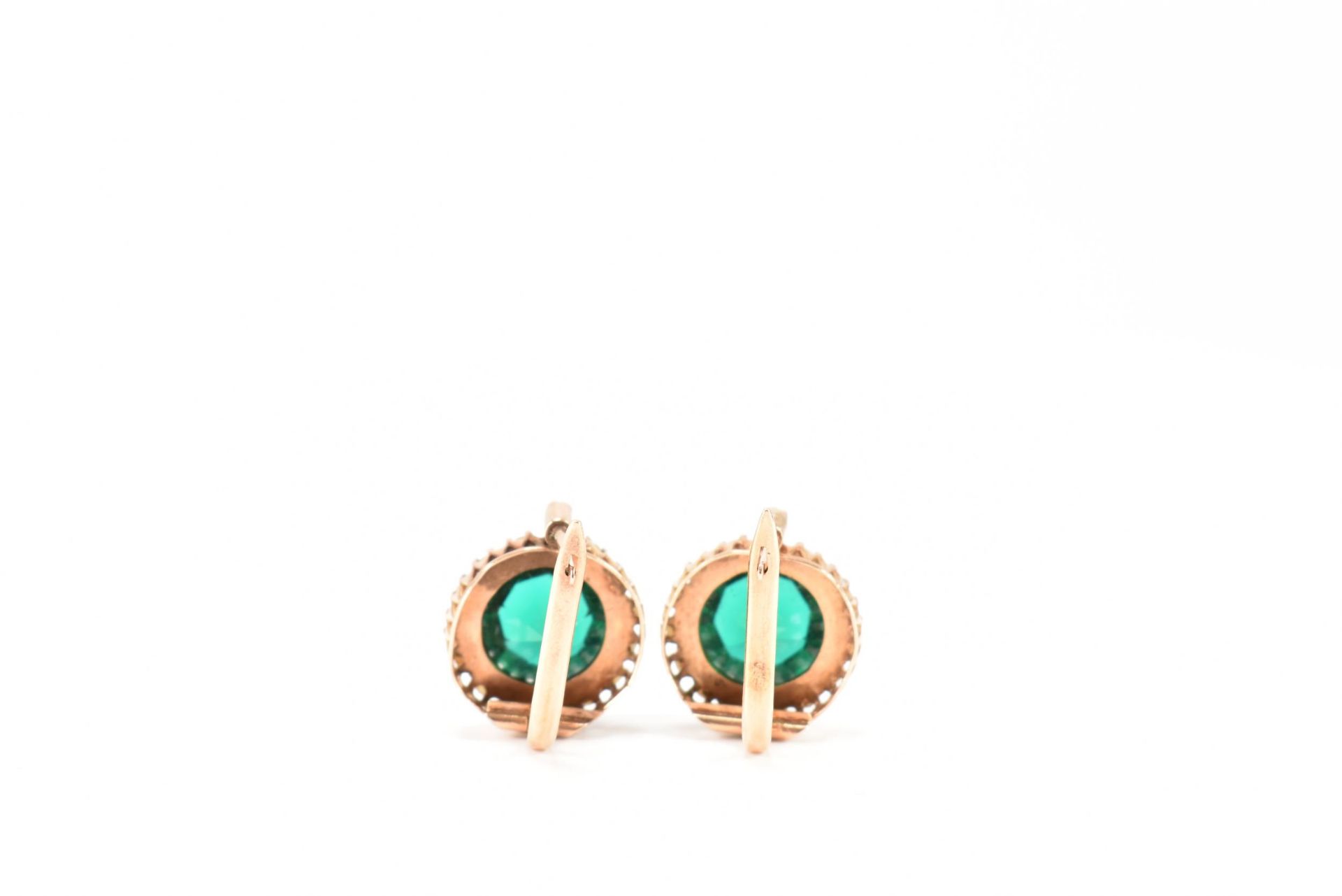 PAIR OF 14CT GOLD GREEN PASTE & PEARL EARRINGS - Image 3 of 4