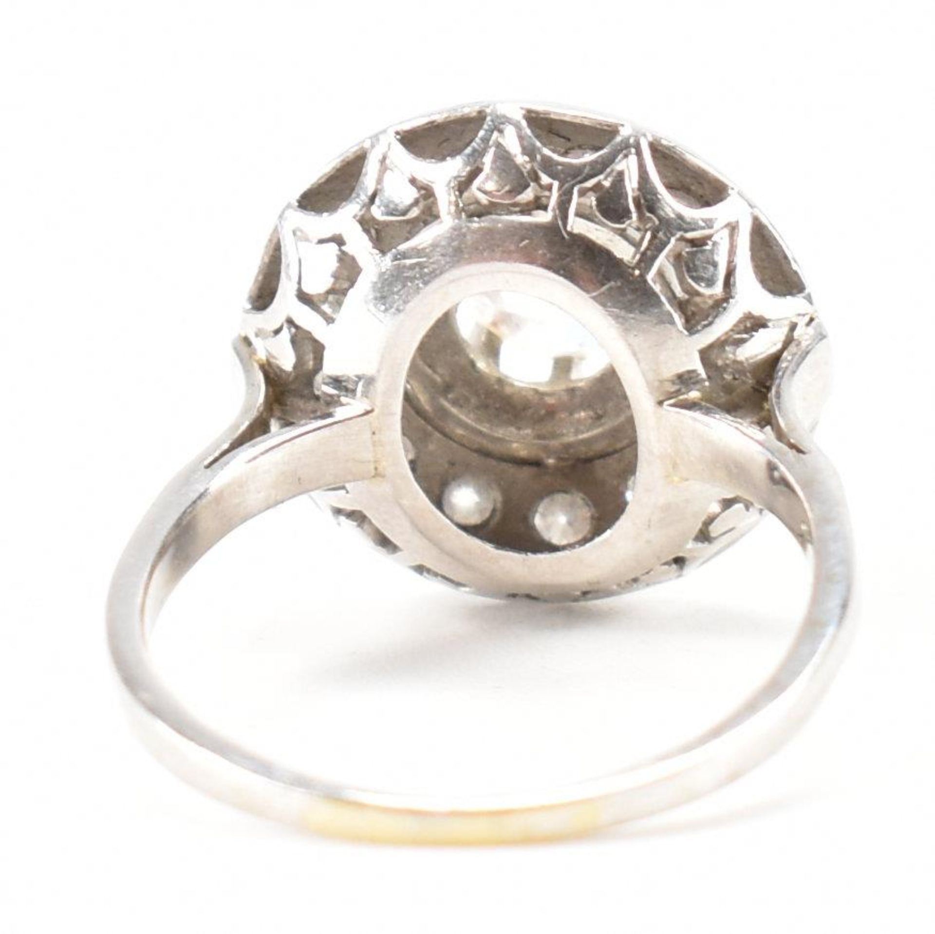 FRENCH ART DECO DIAMOND TARGET RING - Image 3 of 8