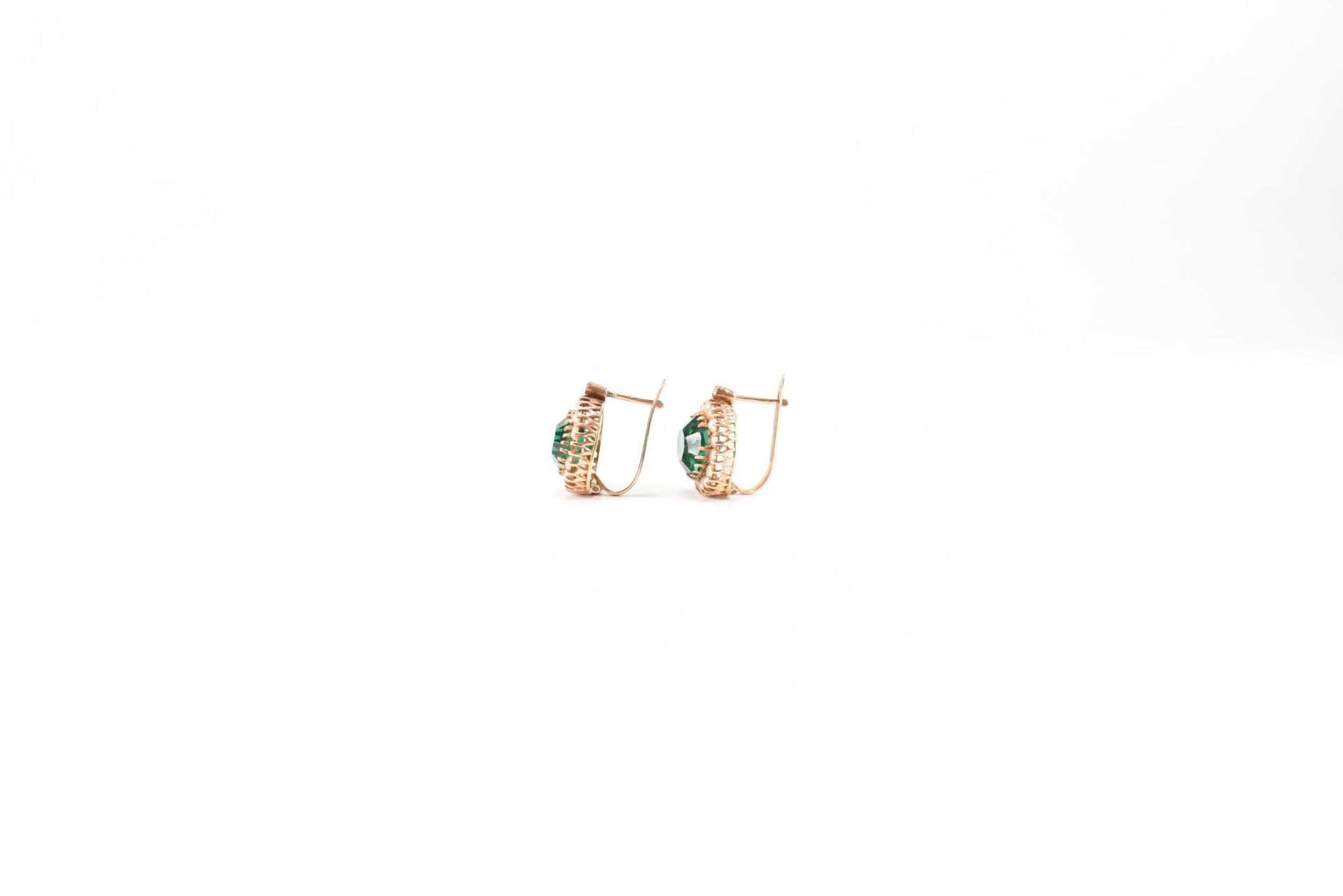 PAIR OF 14CT GOLD GREEN PASTE & PEARL EARRINGS - Image 2 of 4