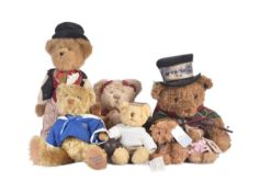 COLLECTION OF X7 SOFT TEDDY BEARS