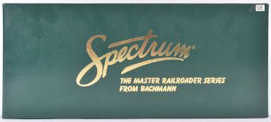 BACHMANN SPECTRUM OO GAUGE MODEL RAILWAY ' ON30 ' CLOSED STREET CAR