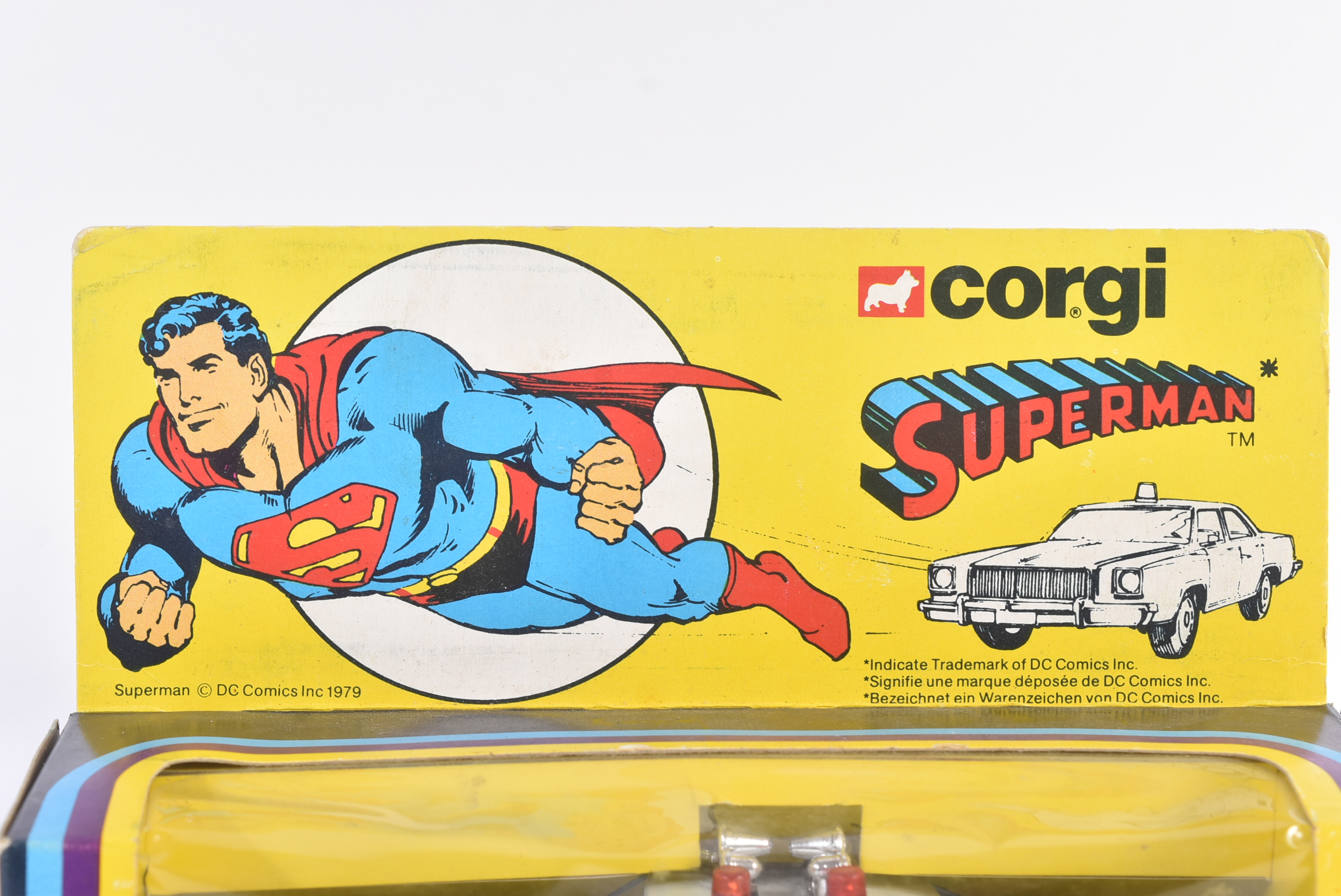 CORGI SUPERMAN DIECAST MODEL METROPOLIS POLICE - Image 3 of 4