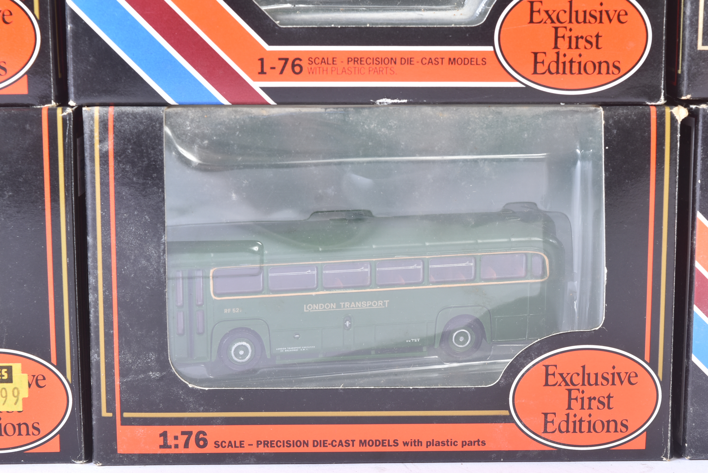 COLLECTION OF 1/76 SCALE DIECAST MODEL BUSES - Image 4 of 7