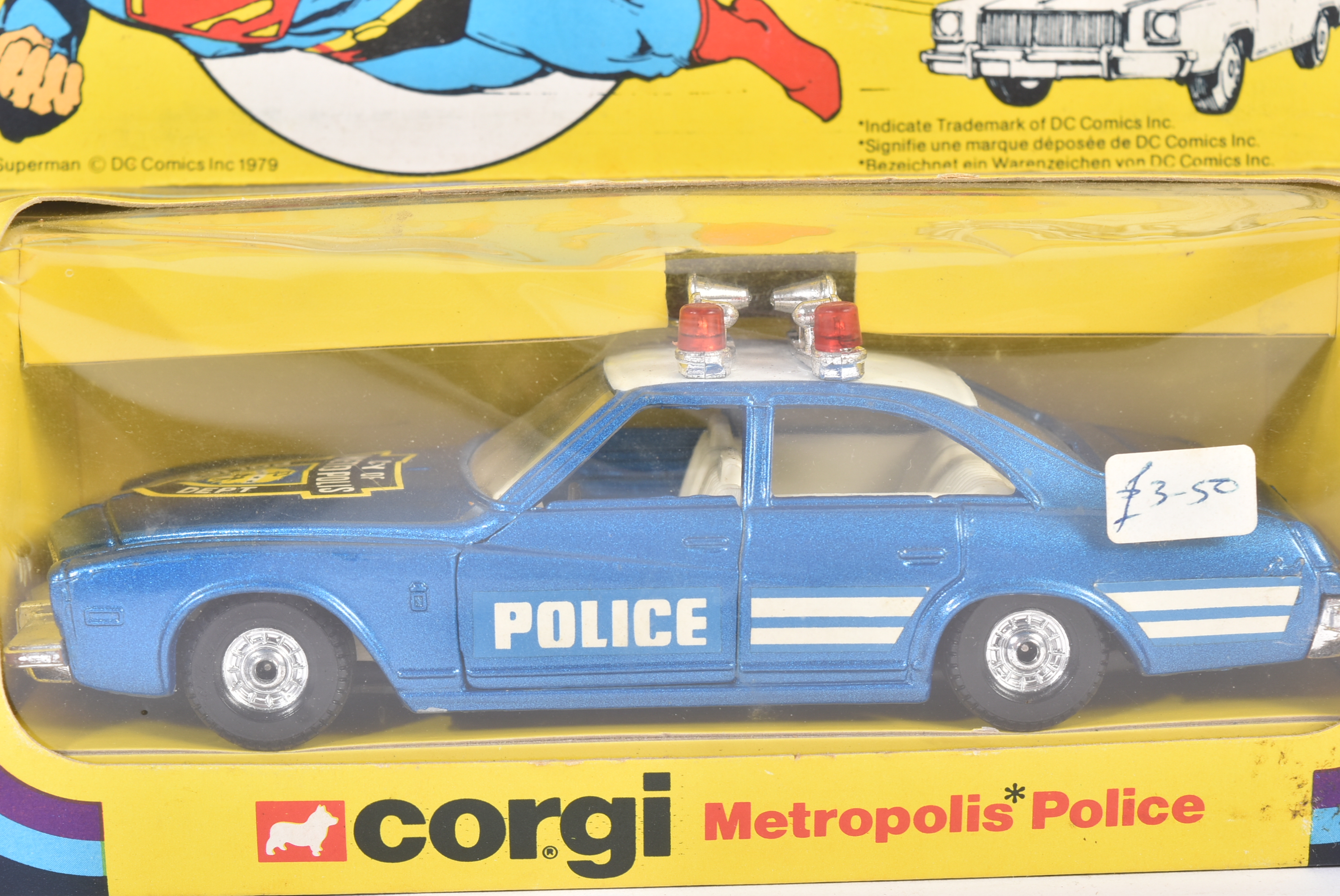 CORGI SUPERMAN DIECAST MODEL METROPOLIS POLICE - Image 2 of 4