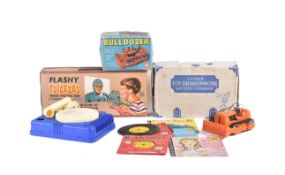 COLLECTION OF VINTAGE CHILDRENS TOYS AND GAMES