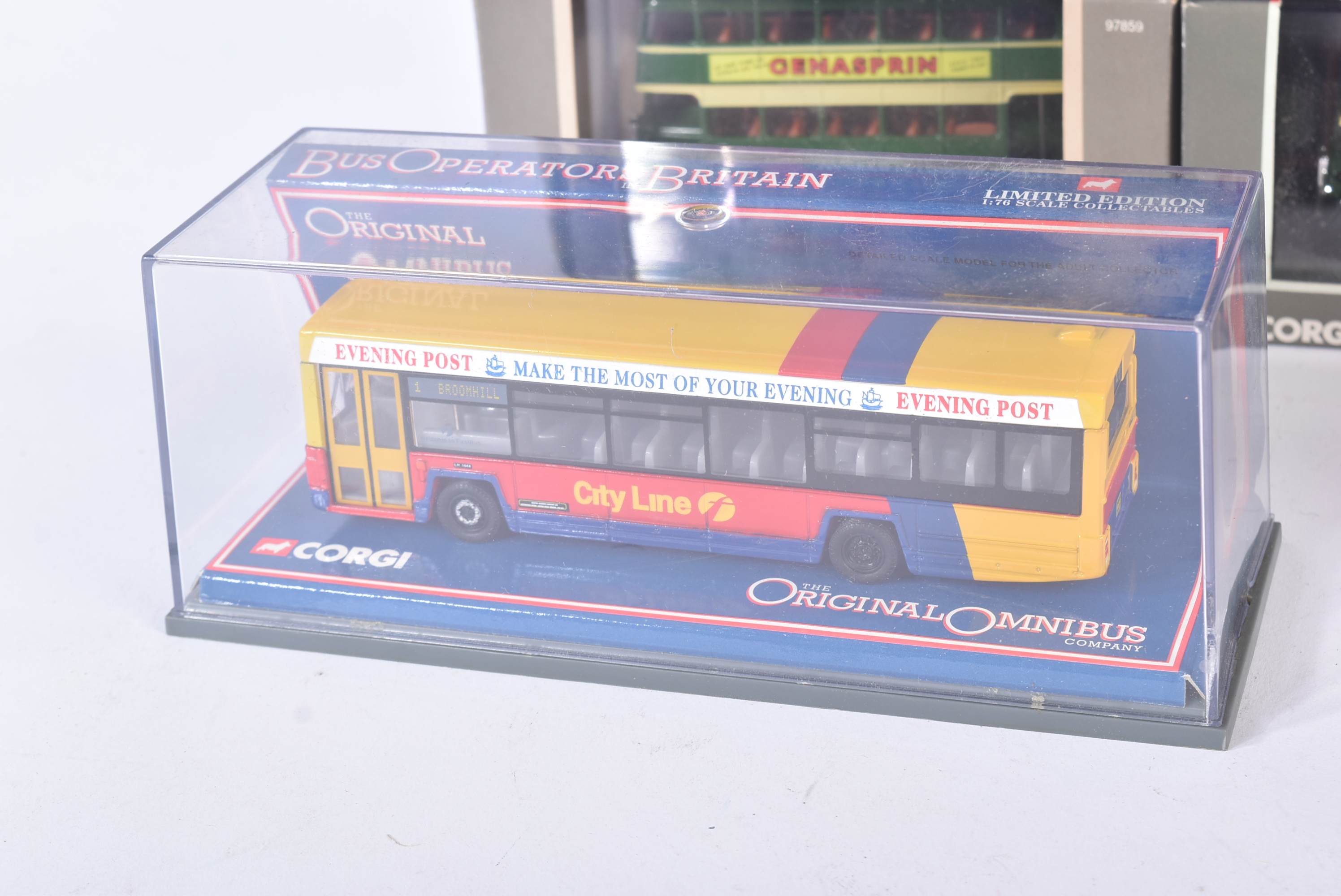 COLLECTION OF CORGI ORIGINAL OMNIBUS DIECAST MODEL BUSES - Image 3 of 6