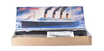 ACADEMY MINICRAFT MODELS 1/350 SCALE RMS TITANIC