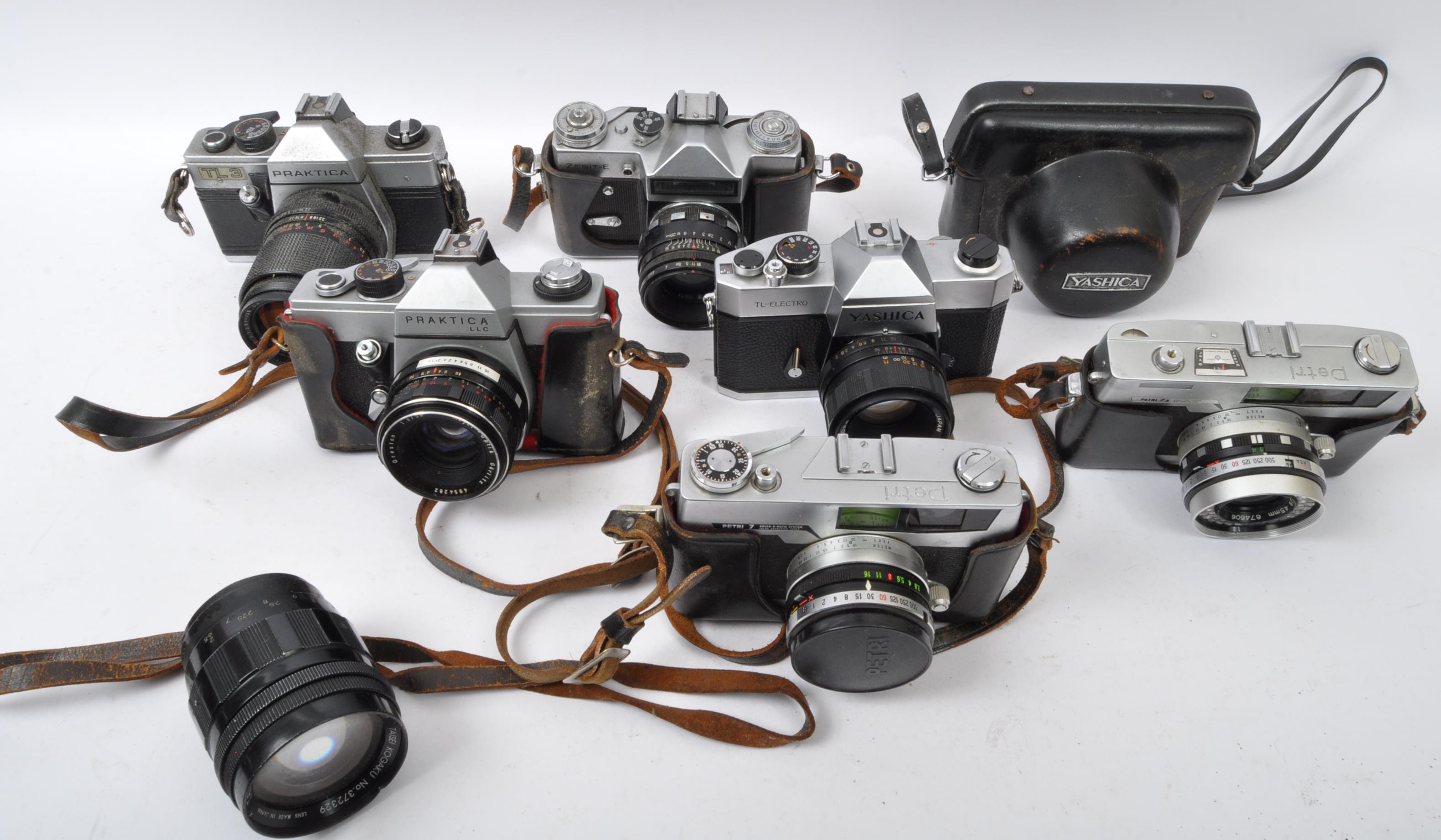 COLLECTION OF 20TH CENTURY CAMERAS & LENSES - Image 2 of 6