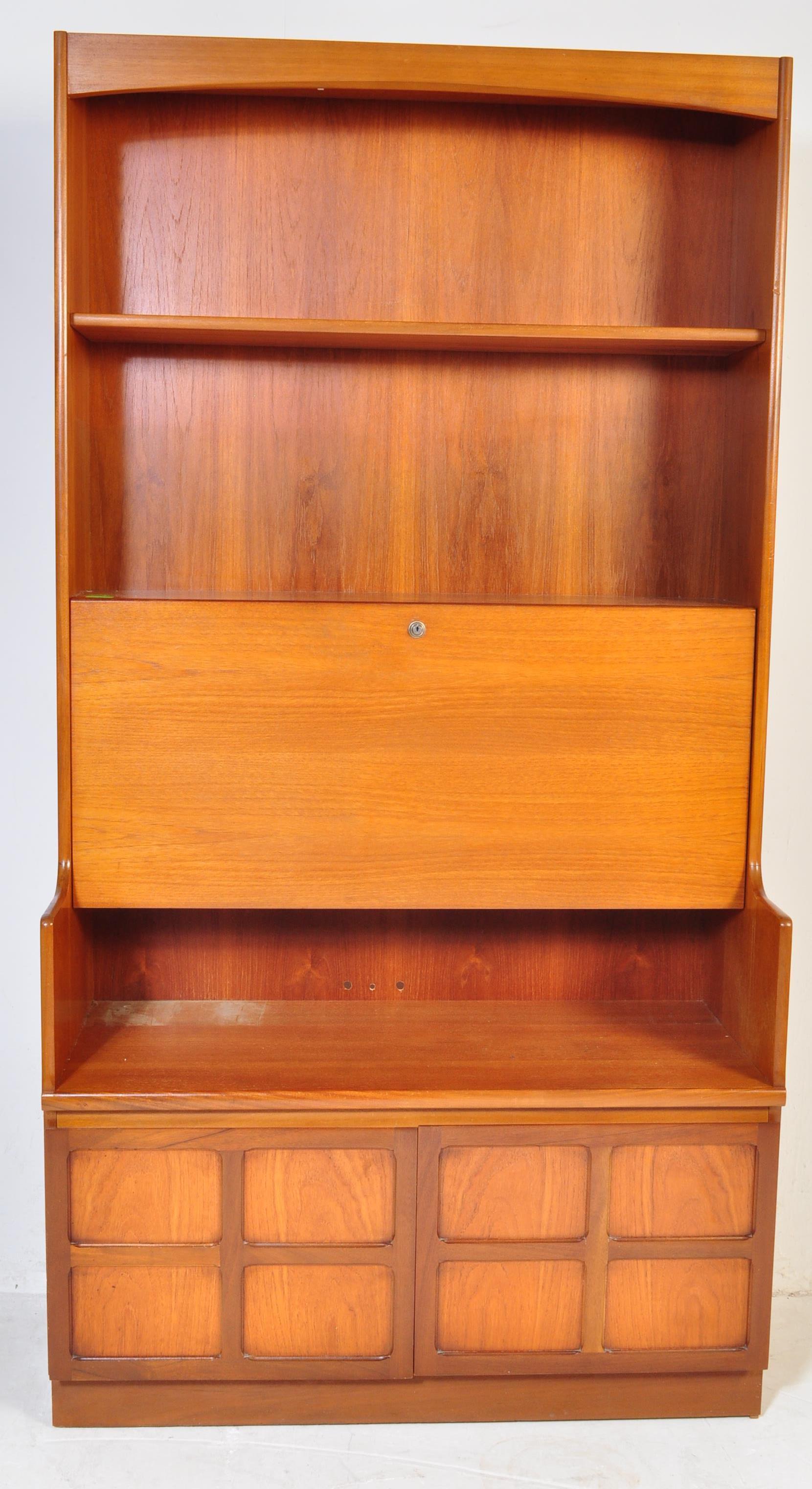 NATHAN SQUARES PATTERN UPRIGHT DISPLAY CABINET HIGHBOARD - Image 2 of 6