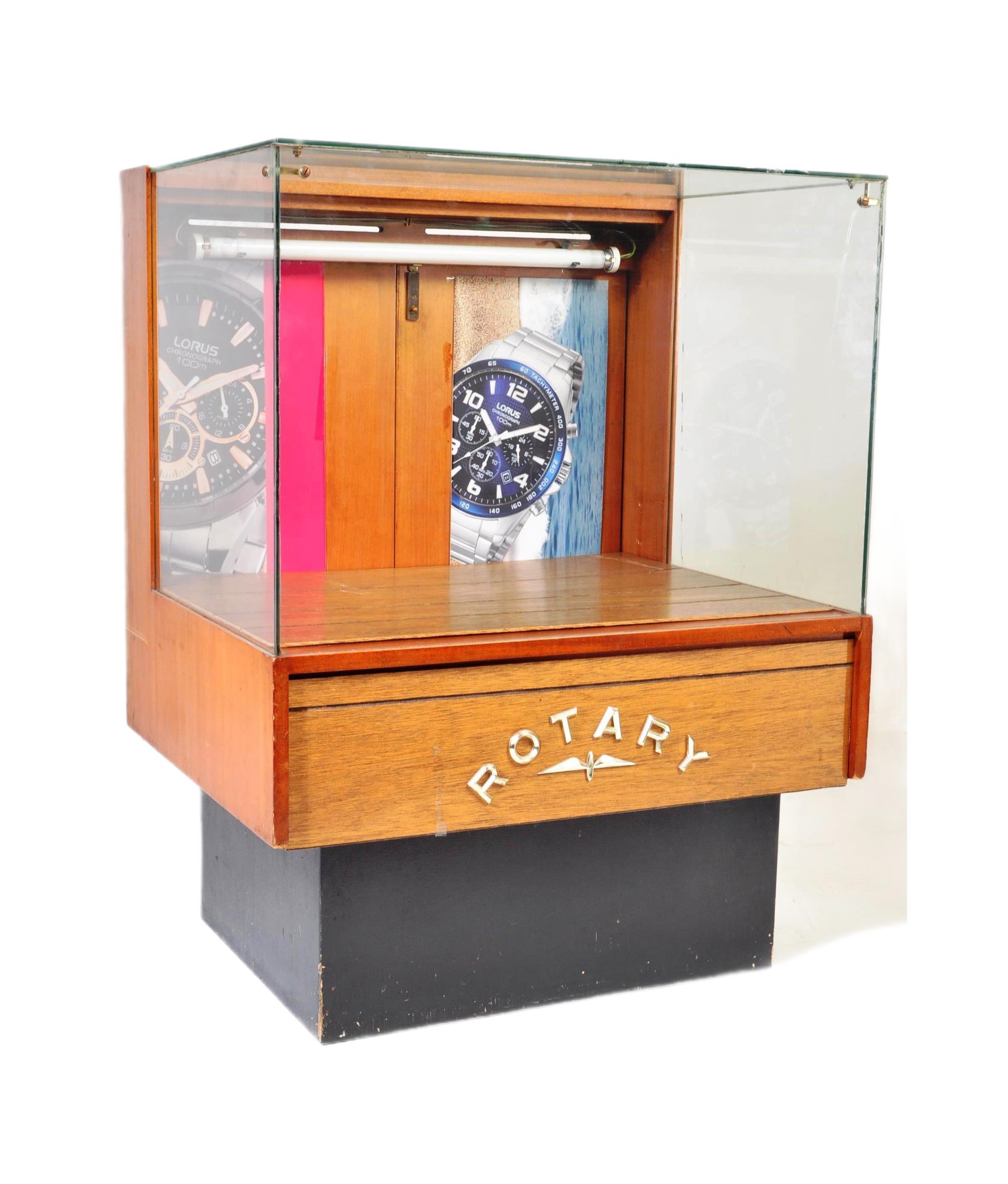 ROTARY - JEWELLERY SHOP DISPLAY GLASS CABINET / COUNTER