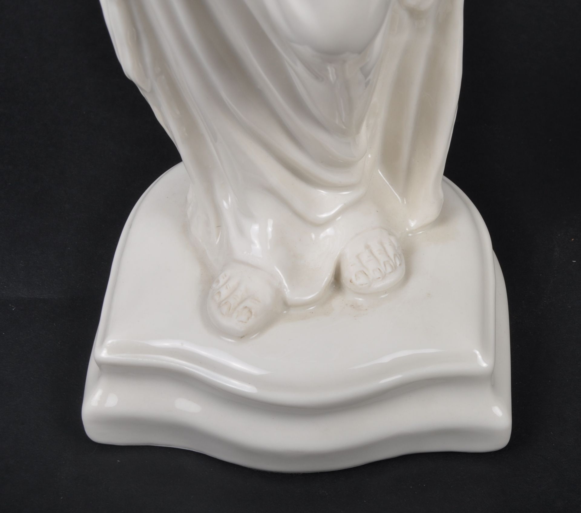 PAIR OF BELLEEK MEDITATION & AFFECTION PORCELAIN FIGURES - Image 9 of 11