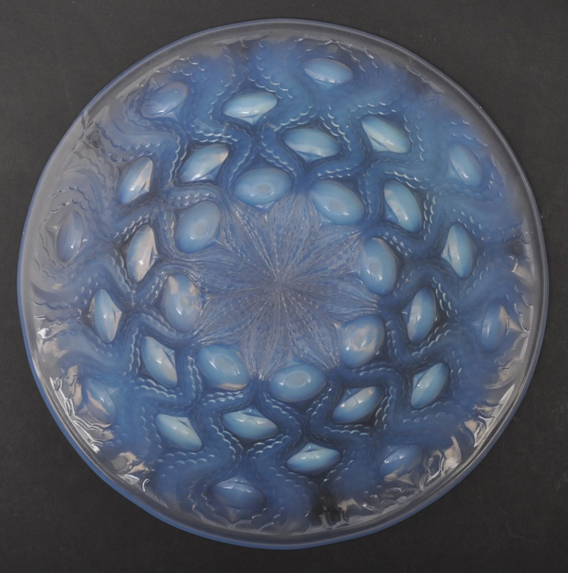 RENE LALIQUE - FRENCH 1930S OPALESCENT GLASS SPOTTED DISH - Bild 2 aus 6
