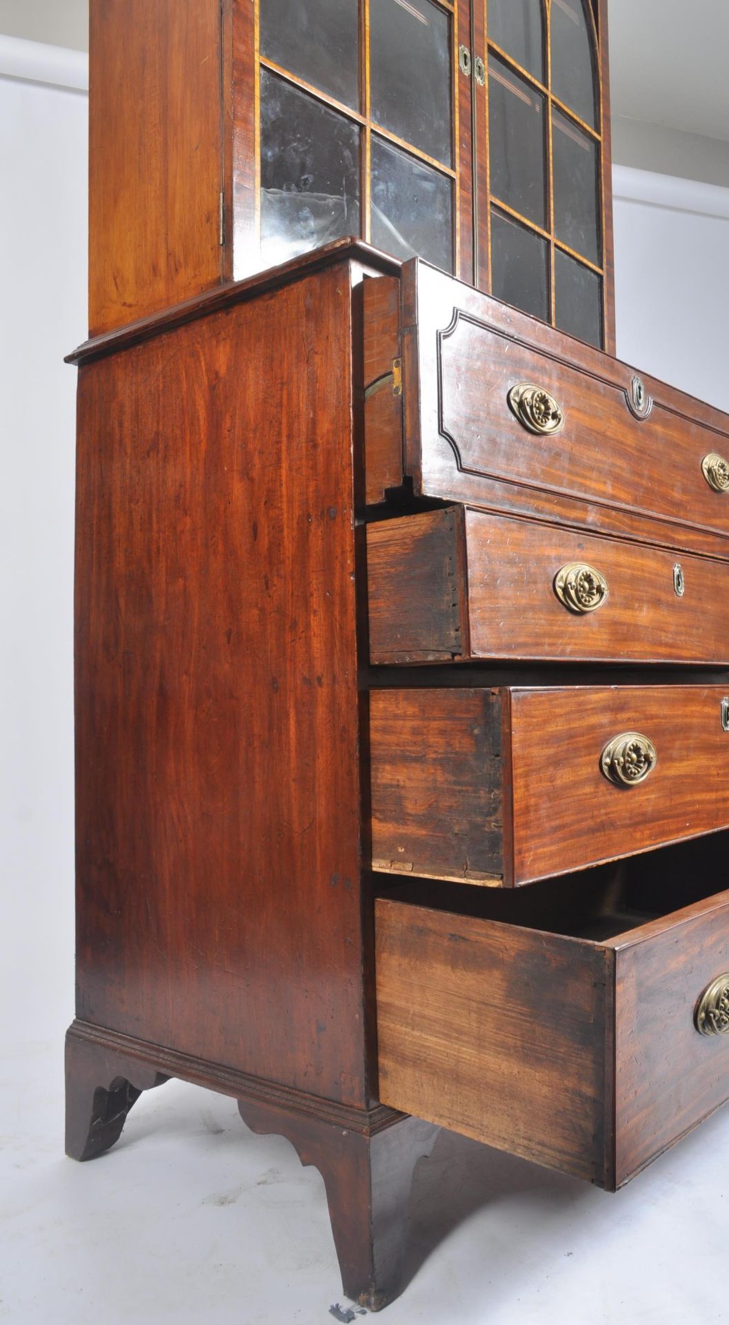 GEORGE III FLAME MAHOGANY SECRETAIRE BUREAU BOOKCASE - Image 6 of 11