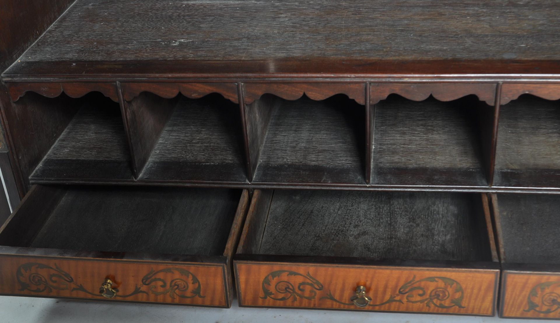 18TH CENTURY GEORGE III MARQUETRY INLAID BUREAU BOOKCASE - Image 10 of 23