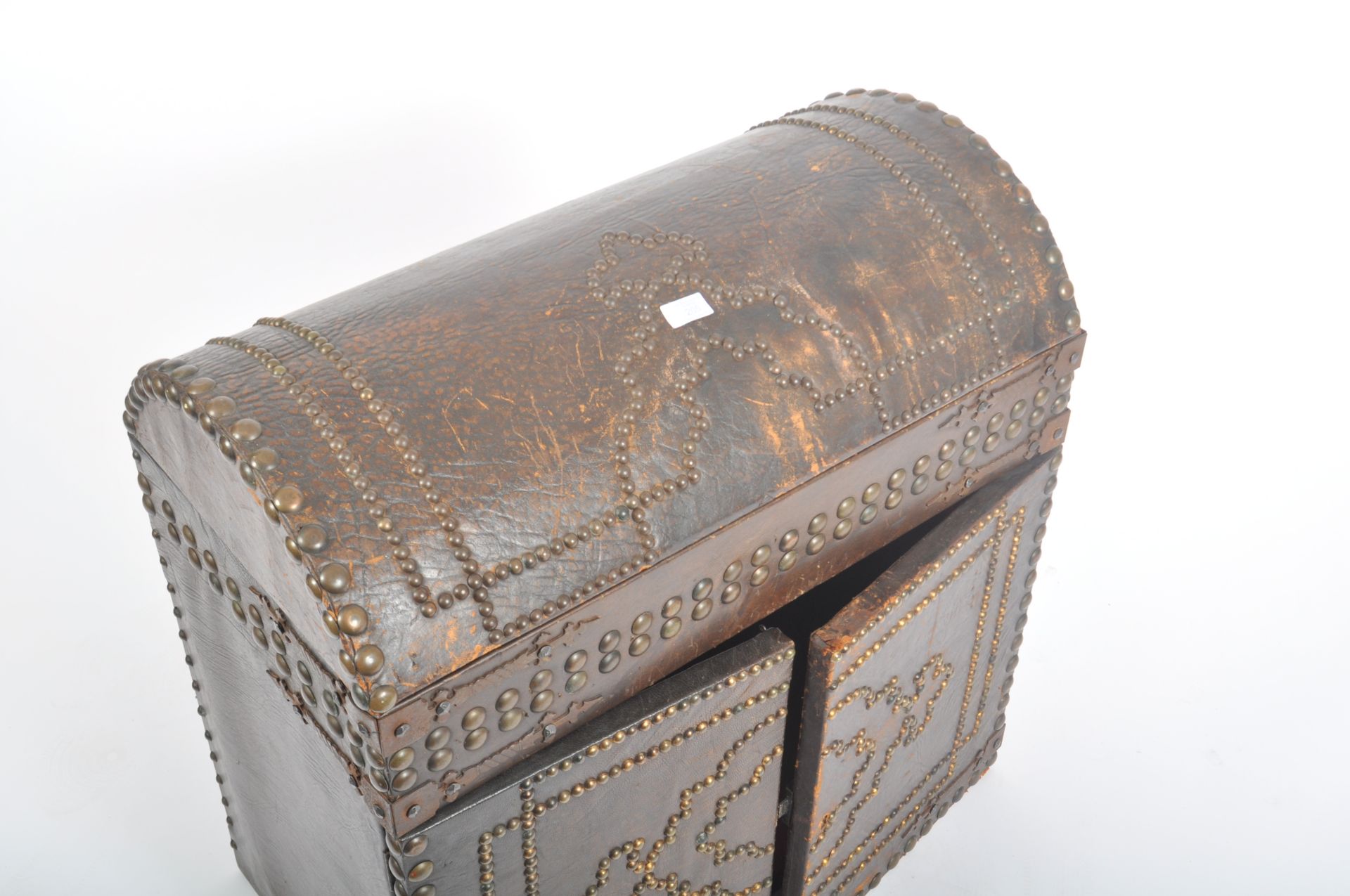 ISLAMIC ART - OTTOMAN LEATHER STUDDED DOME TOP CABINET - Image 2 of 8