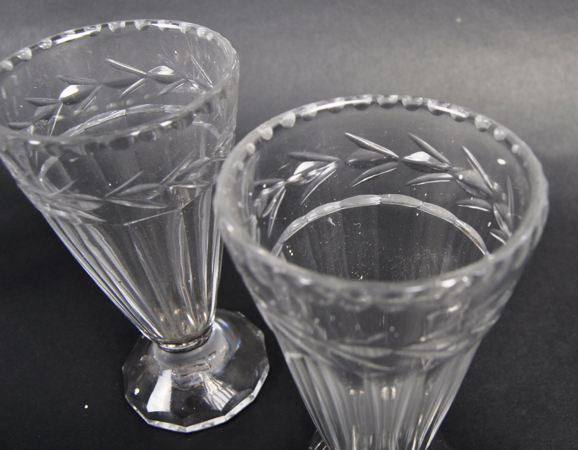 COLLECTION OF REGENCY CRYSTAL HAND CUT JELLY GLASSES - Image 5 of 7