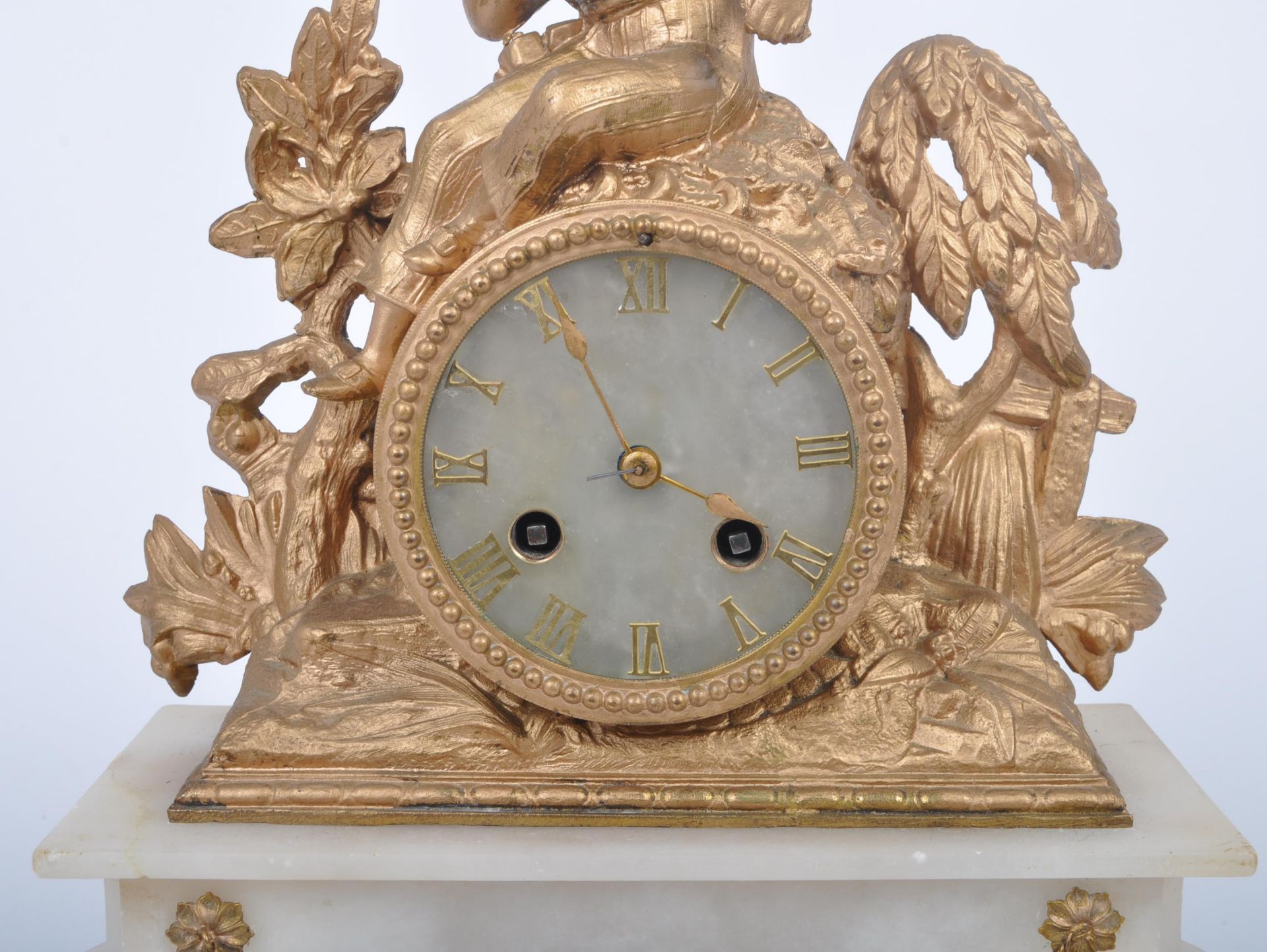 19TH CENTURY FRENCH 8 DAY GILT ORMOLU & MARBLE CLOCK - Image 3 of 8