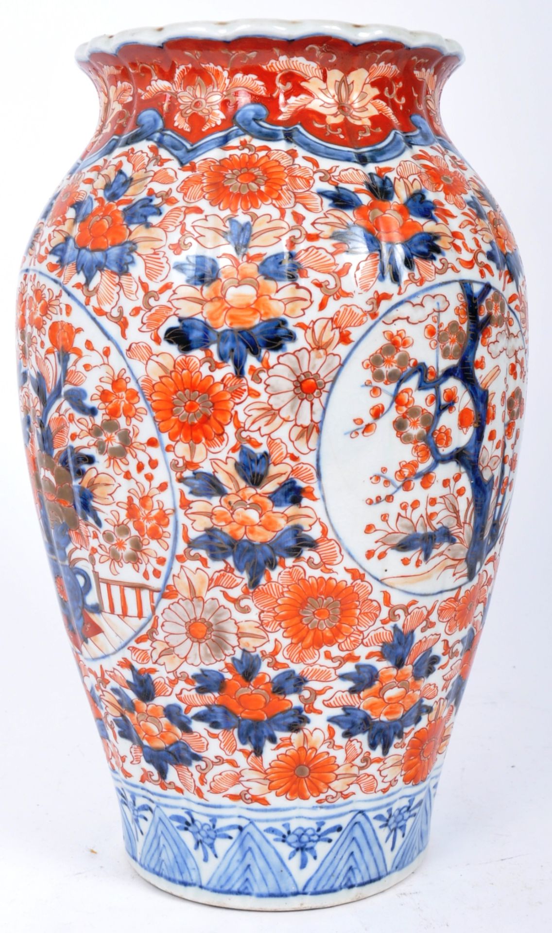 PAIR OF 19TH CENTURY JAPANESE TWIN IMARI URNS / VASES - Image 10 of 13