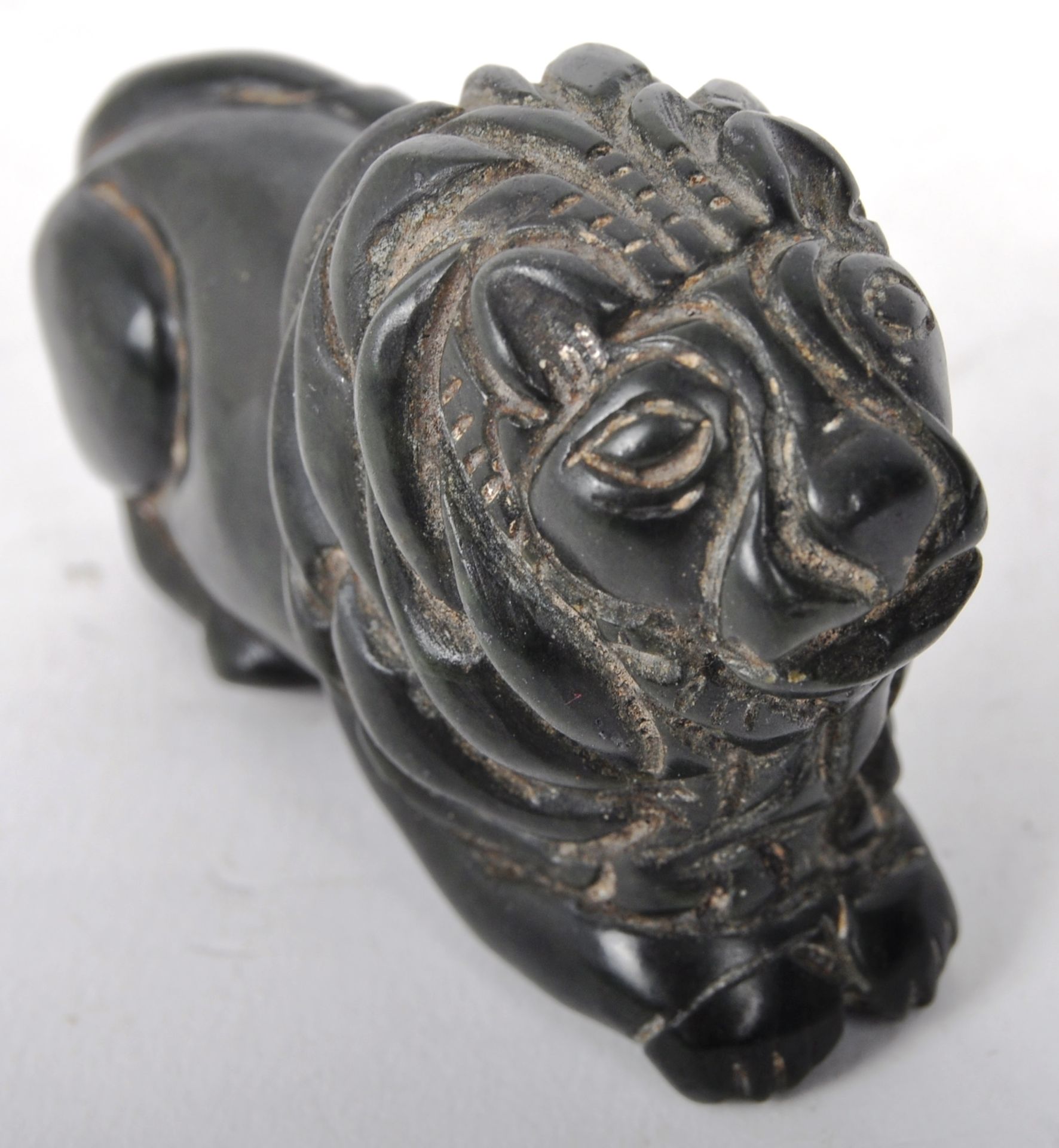 QING DYNASTY CHINESE SPINACH GREEN JADE LION FIGURINE - Image 5 of 6