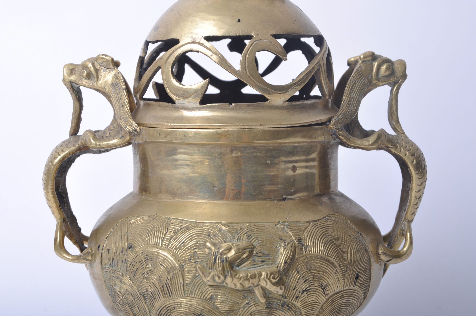 20TH CENTURY CHINESE BRASS INCENSE BURNER - Image 3 of 10