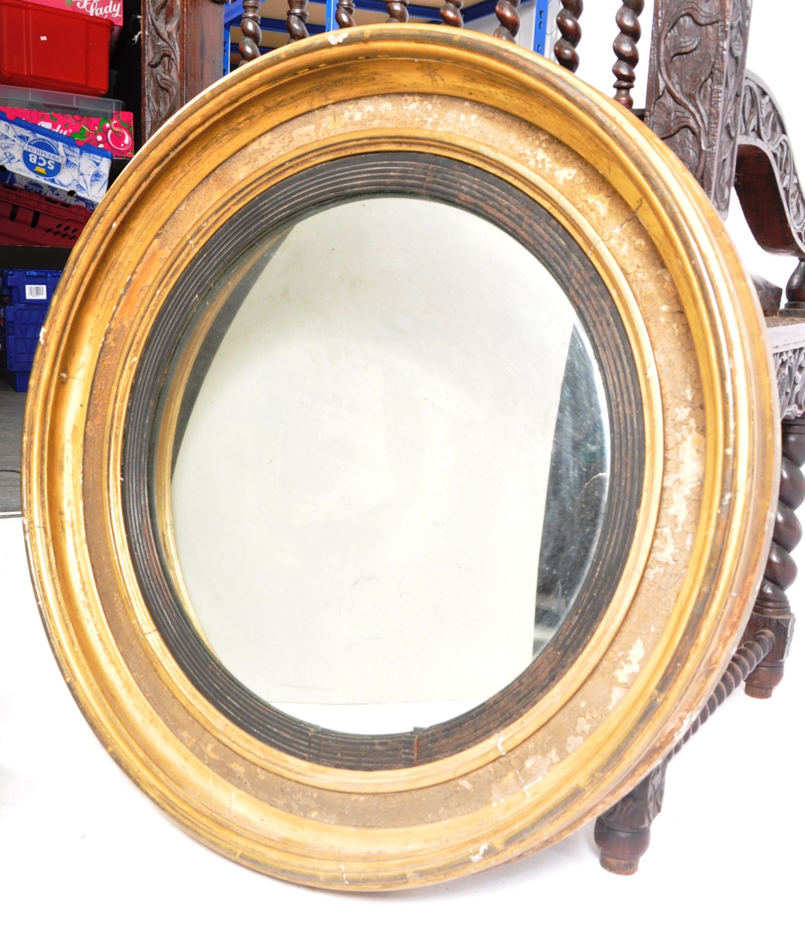 18TH CENTURY GILTWOOD CIRCULAR CONVEX WALL MIRROR - Image 2 of 8