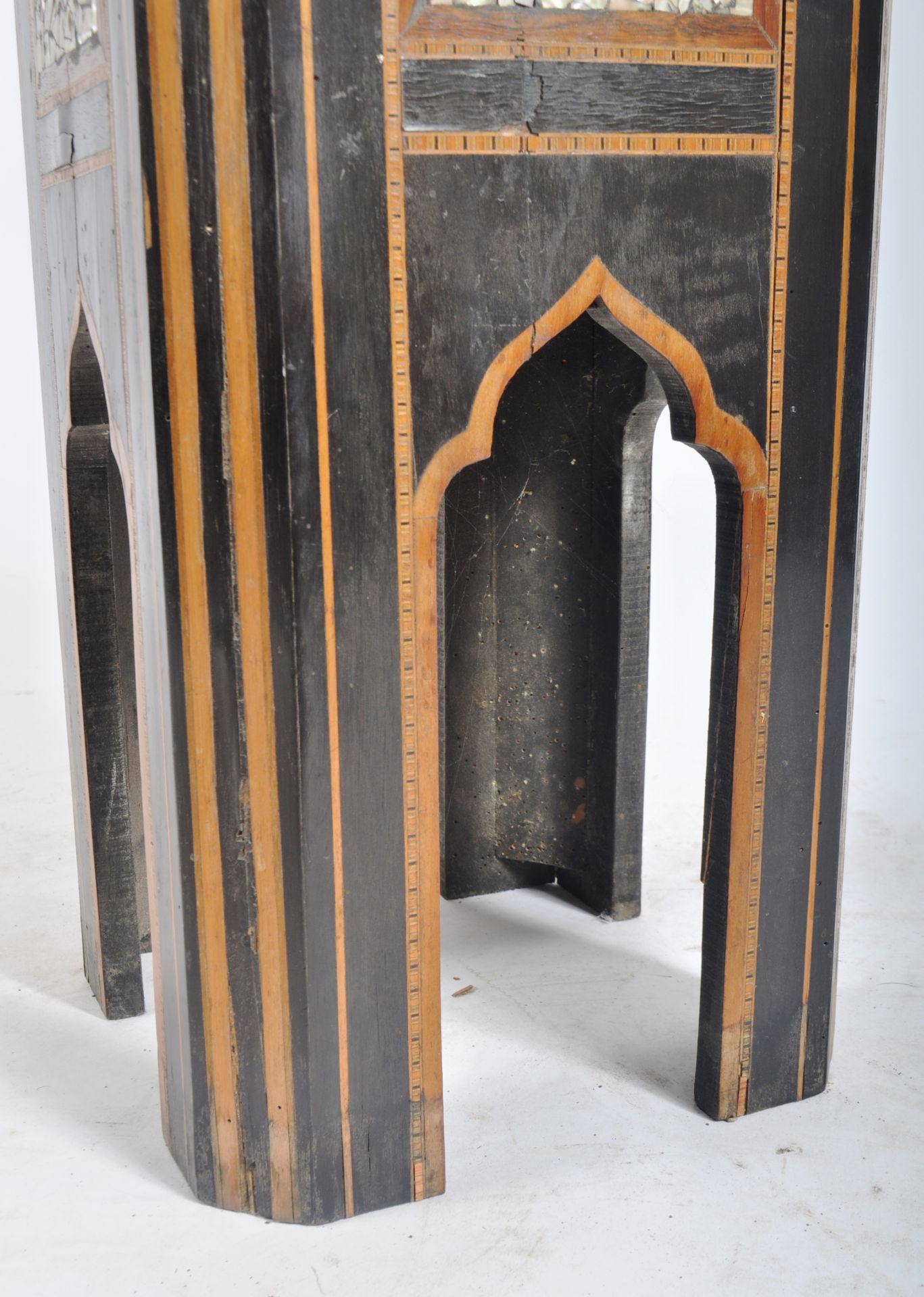19TH CENTURY MIDDLE EASTERN ISLAMIC INLAID TABLE STAND - Image 4 of 7