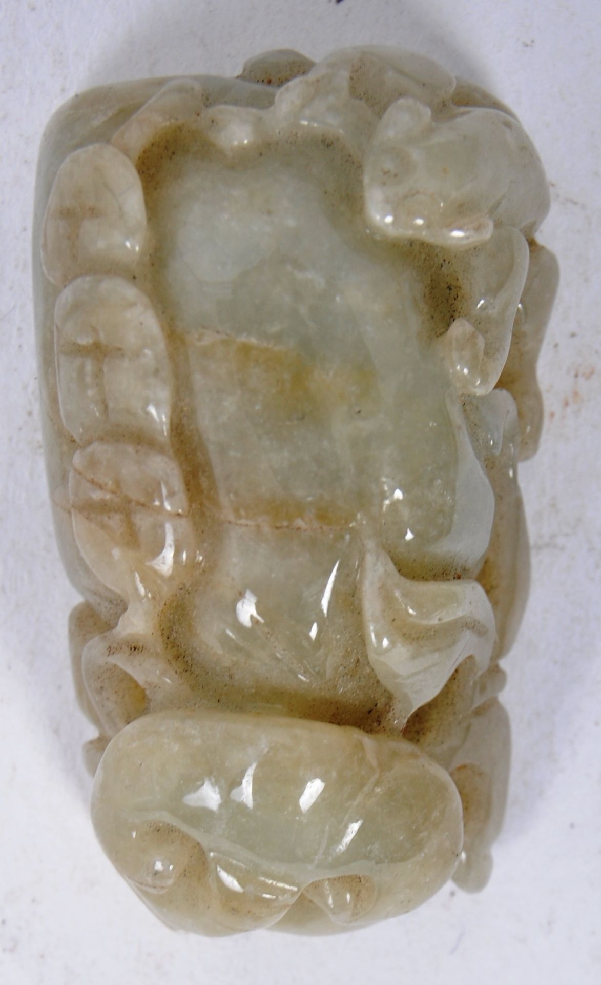 ASSORTMENT OF QING DYNASTY CHINESE CARVED JADE ITEMS - Image 5 of 6