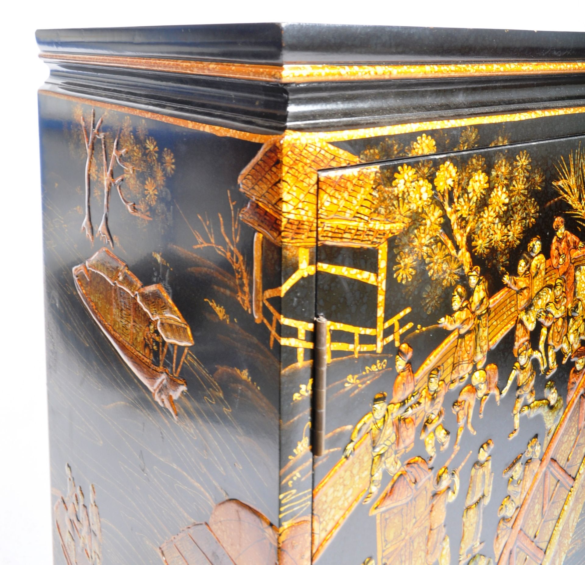 EARLY 20TH CENTURY 1930S CHINESE ORIENTAL CHINOISERIE CUPBOARD - Image 7 of 10