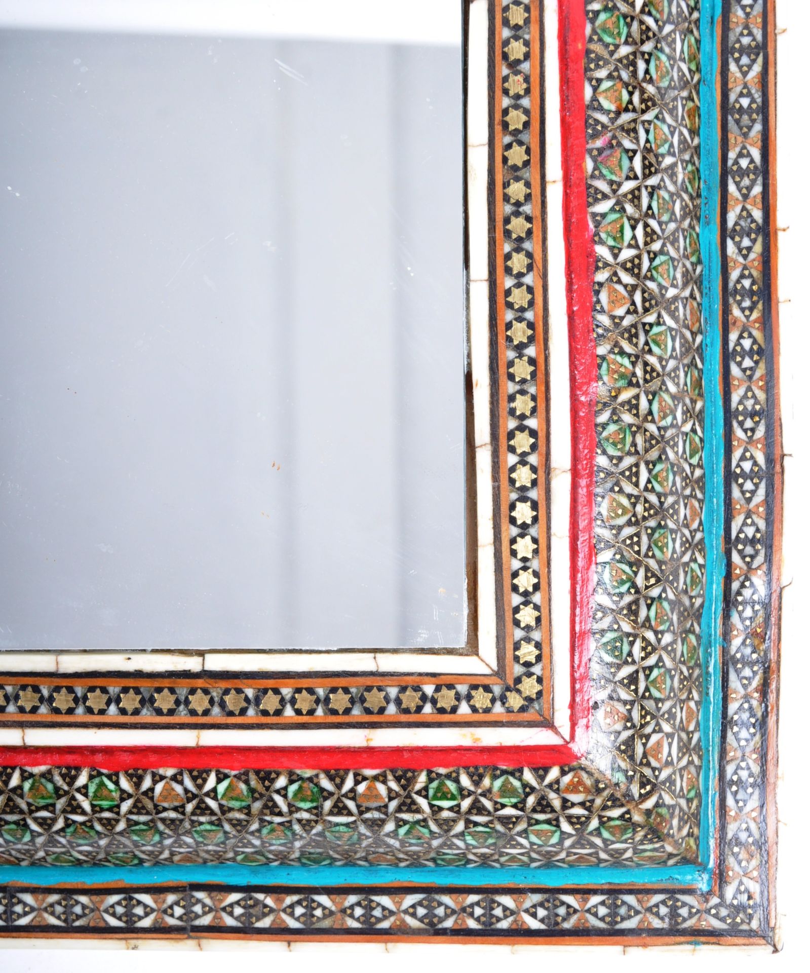 PAIR OF 19TH CENTURY VIZAGAPATAM MIRRORS - Image 7 of 9