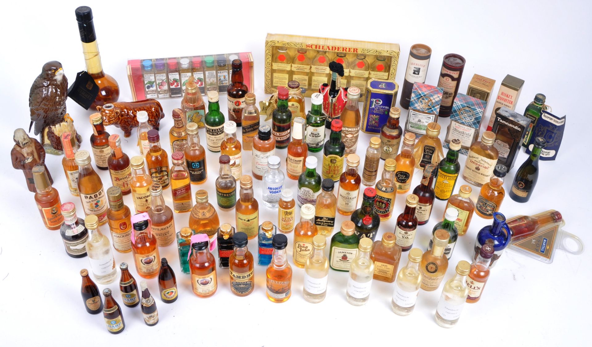 ASSORTED WHISKY, COGNAC, SHERRY & OTHER SPIRIT MINIATURES