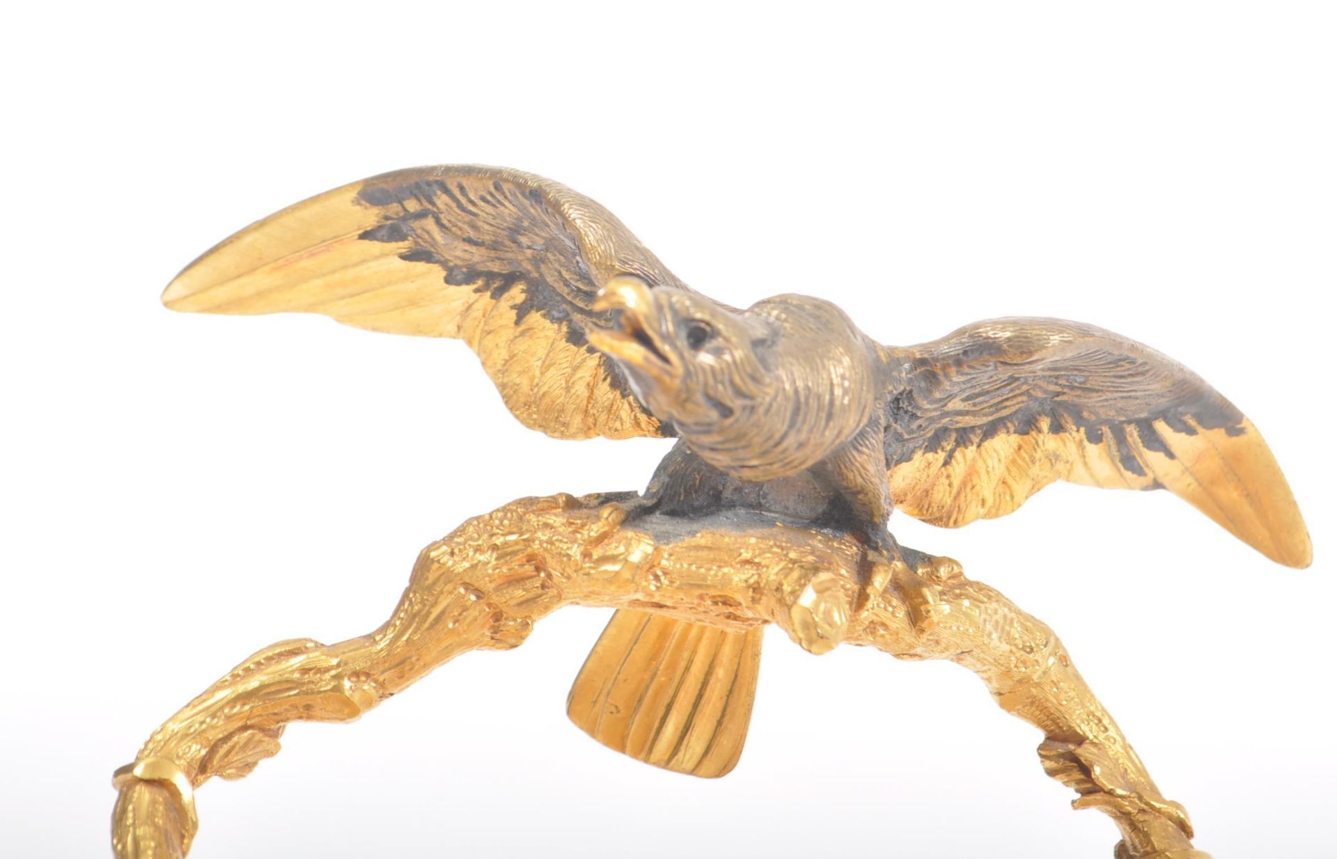 19th CENTURY FRENCH PALAIS ROYAL GILT & ORMOLU EAGLE INKWELL - Image 2 of 8