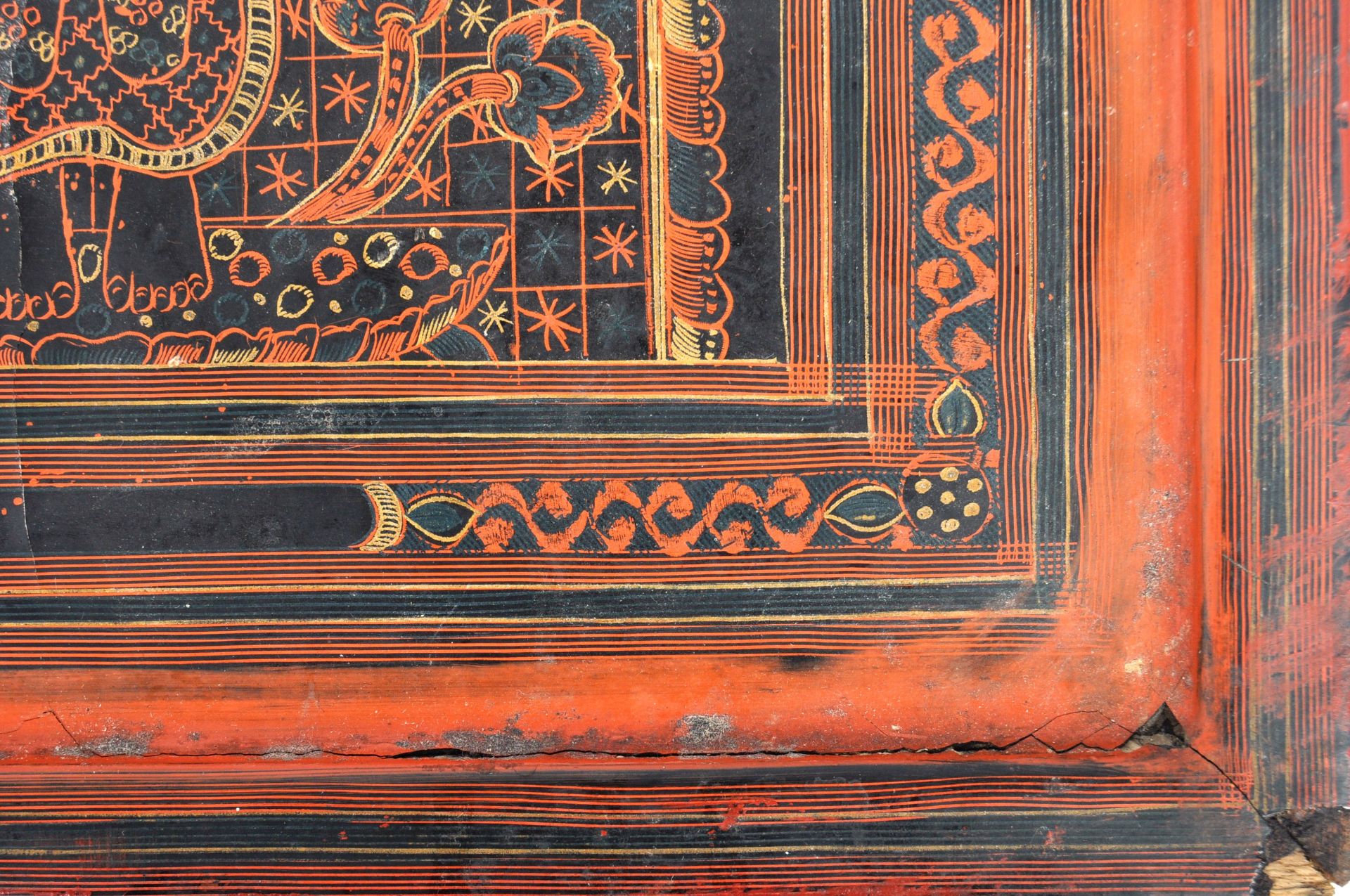 19TH CENTURY CHINESE BURMESE RED LACQUER PANEL - Image 4 of 5